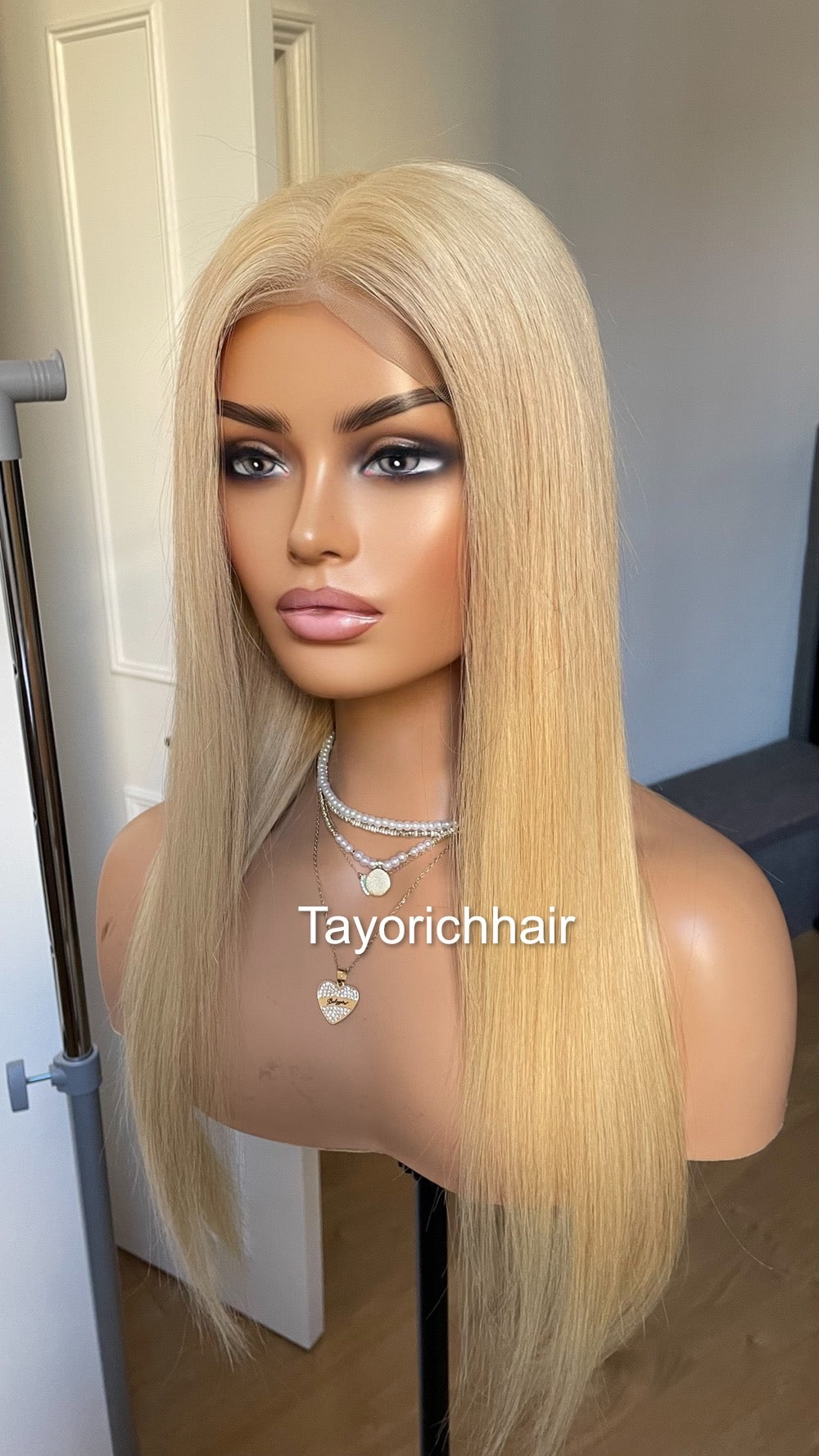 Blonde Human Hair Lace Wig/ Blonde Real Hair Wig In 20 Inches/ Blonde Staight Hair Wig By Tayorichhair/13x6 Lace Small Cap Size Wig