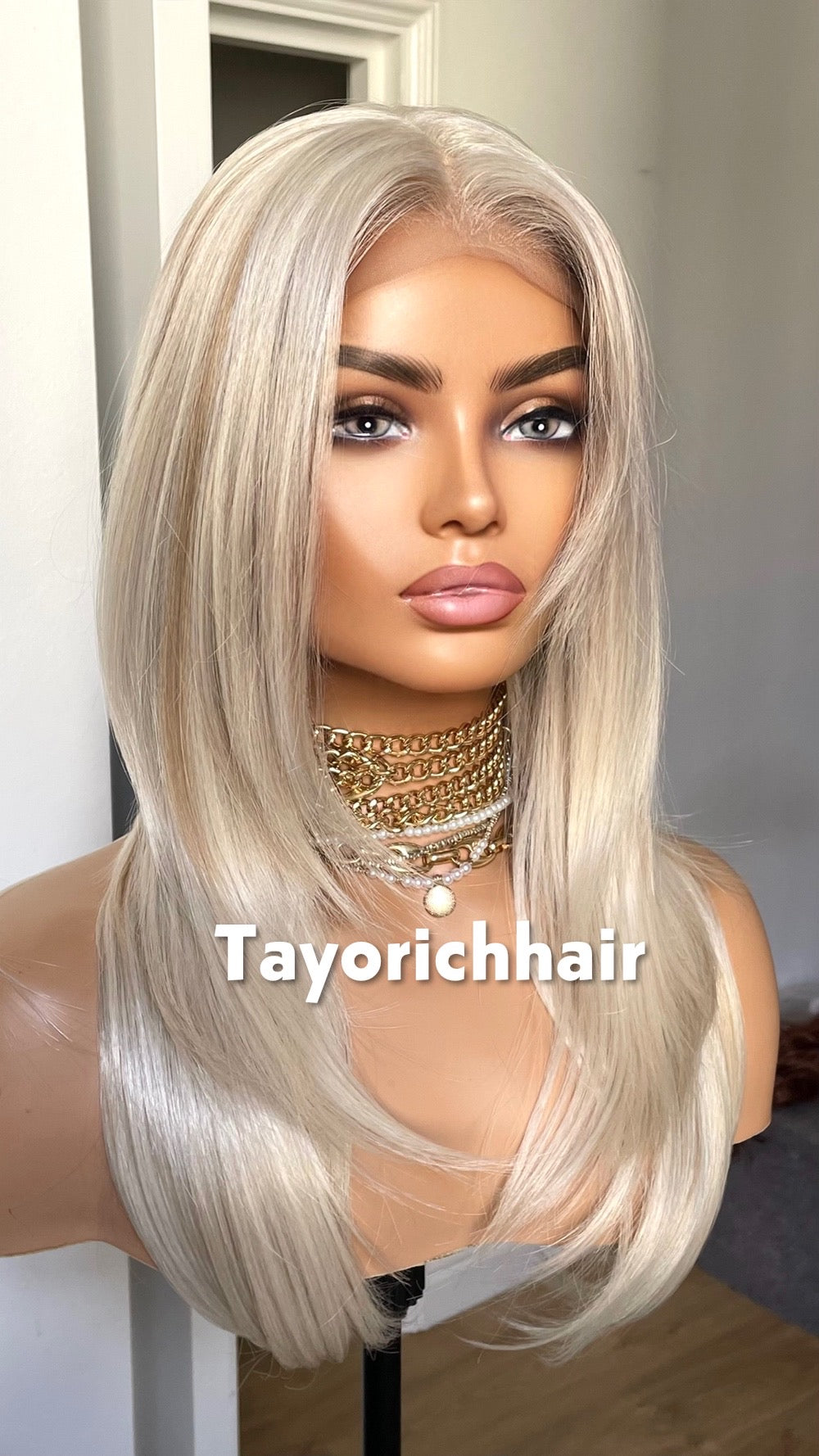 Scandinavian Platinum Blonde Lace Frontal Wig: Lowlights Heat-Friendly Synthetic Wig, 16 Inch Hair By Tayorichhair