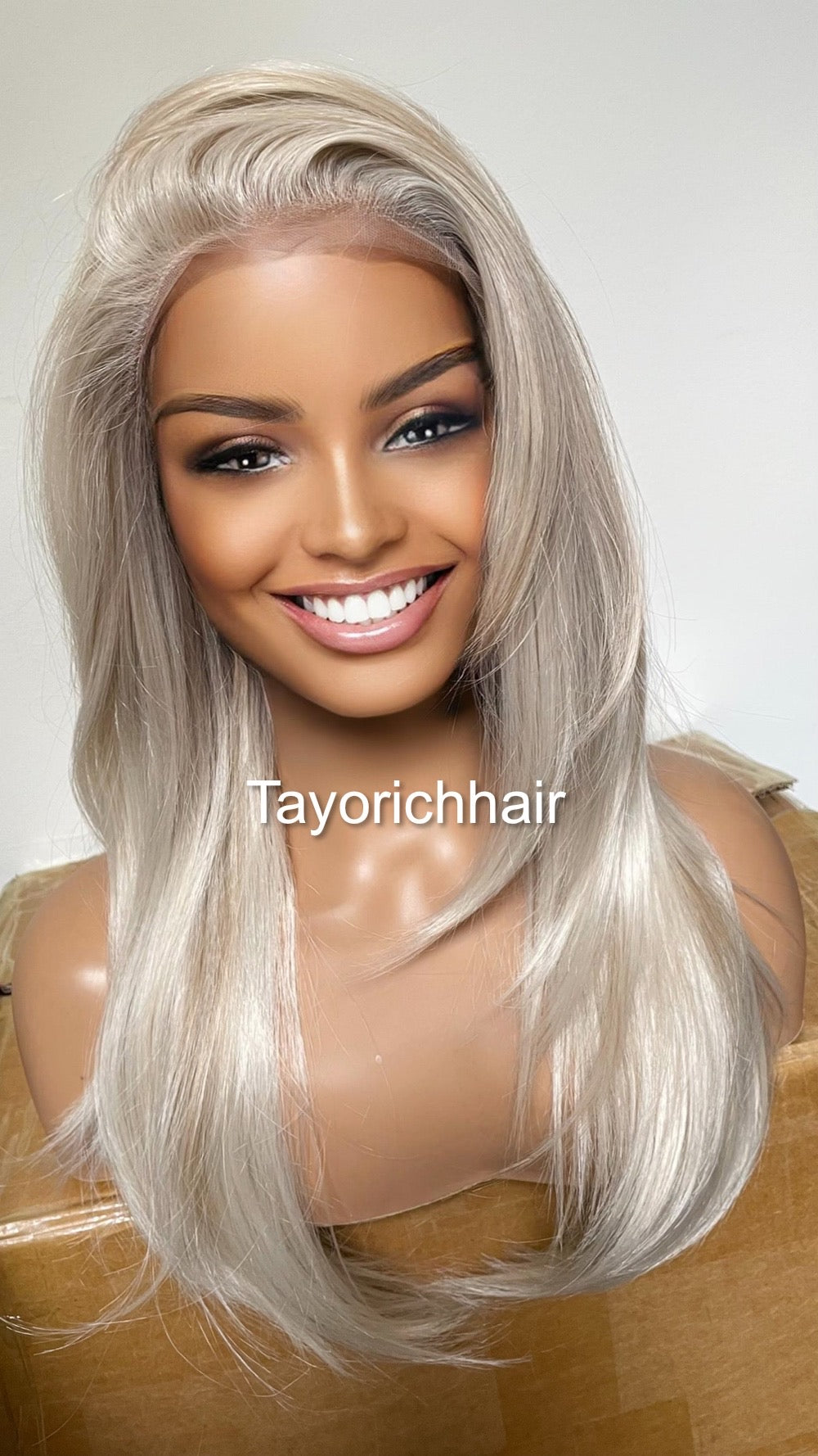 Platinum Blonde Wig With Lowlightsâ˘Heat Safe Synthetic Wigs For Womem