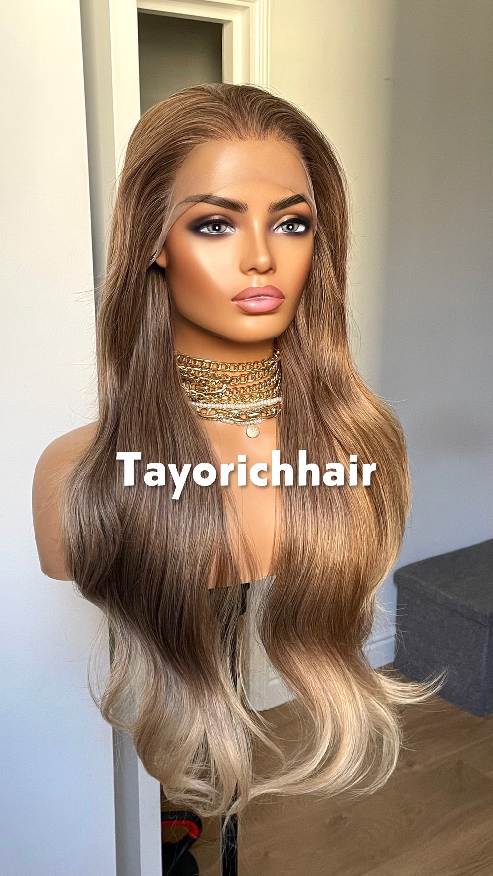 Honey Brown Wig With Blonde Highlights| Long Hair Comfortable Wigs For Women In 24Inches|13by6 Wide Lace-top Wig With Free Part| Pre-plucked Hair-Line Wigs By Tayorichhair