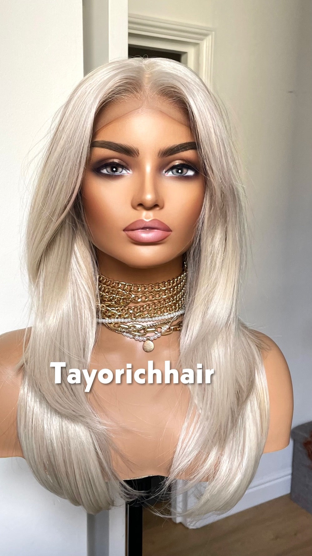 Scandinavian Platinum Blonde Lace Frontal Wig: Lowlights Heat-Friendly Synthetic Wig, 16 Inch Hair By Tayorichhair