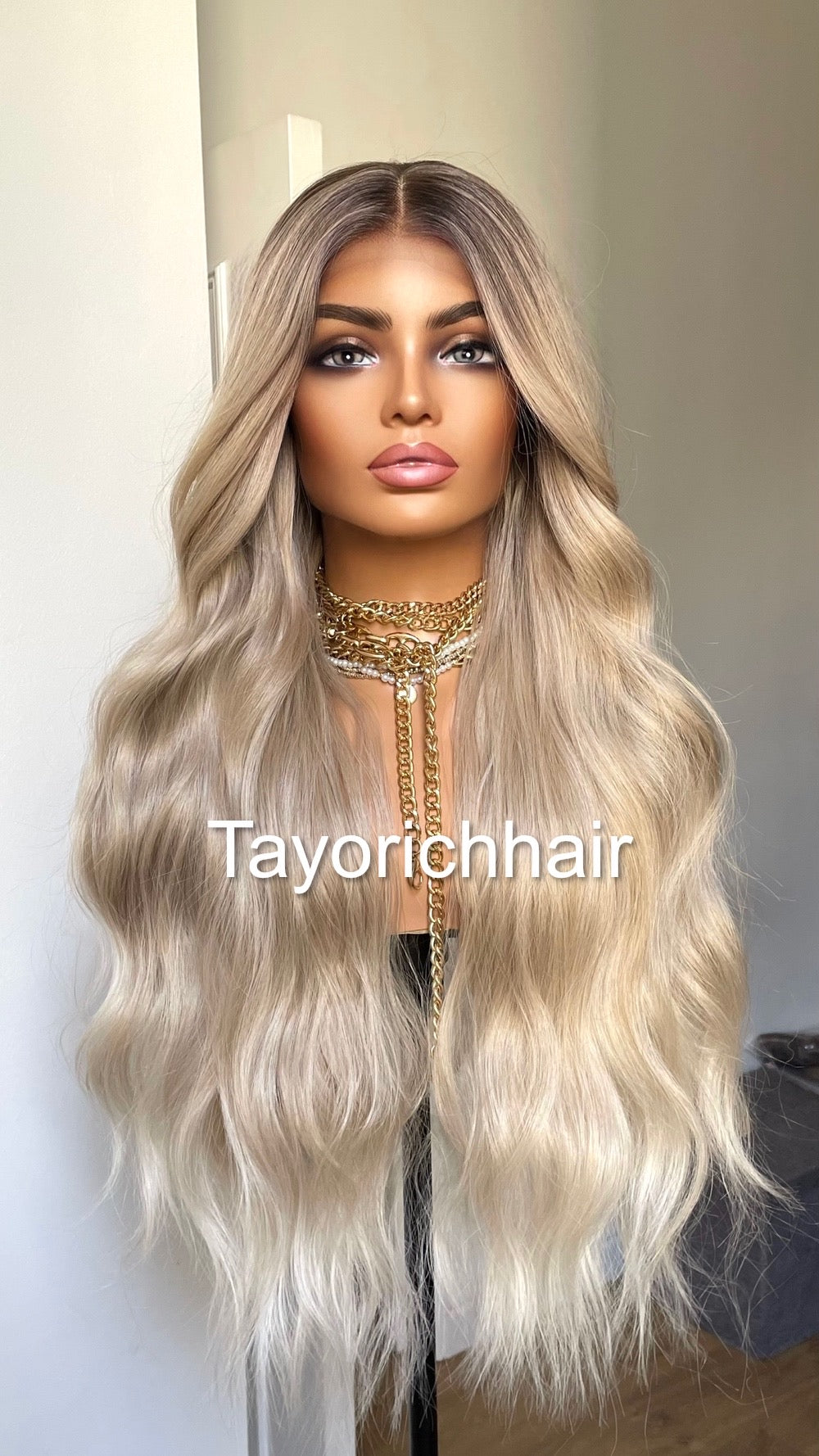 Rooted Pearl Blonde Heat Friendly Synthetic Lace Frontal Wig With 13 By 6 Wide Lace/ Loose Wavy Blonde Hair Wig Fror Women/Tayorichhair Wigs