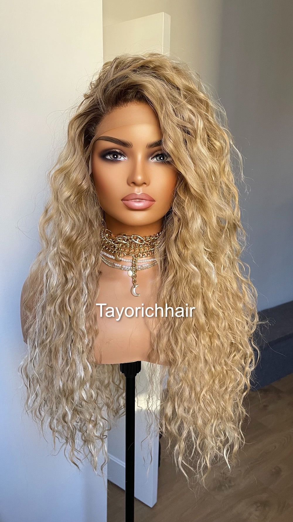 Curly Blonde Lace Front Wig With Streaks And Dark Roots/Light Weight Wig For Daily Wear/ Big Blonde Full Curly Synthetic Lace Wig/ Small Cap