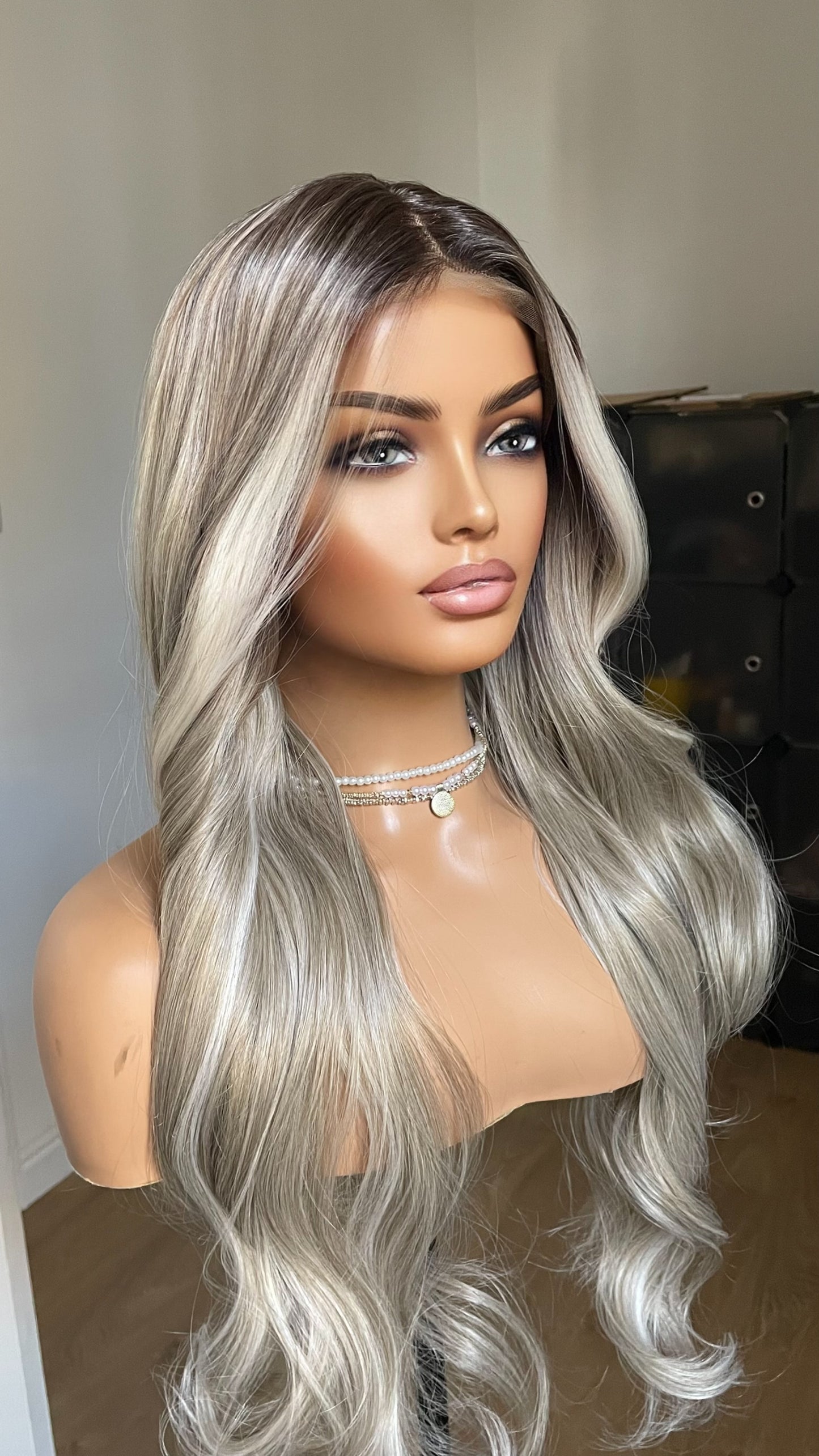 Dark Ash Blonde Synthetic Lace Front Wig With Money Piece/ Realistic Heat Resistant Wig/ Natural Looking Wigs For Women/ Tayorichhair Wigs