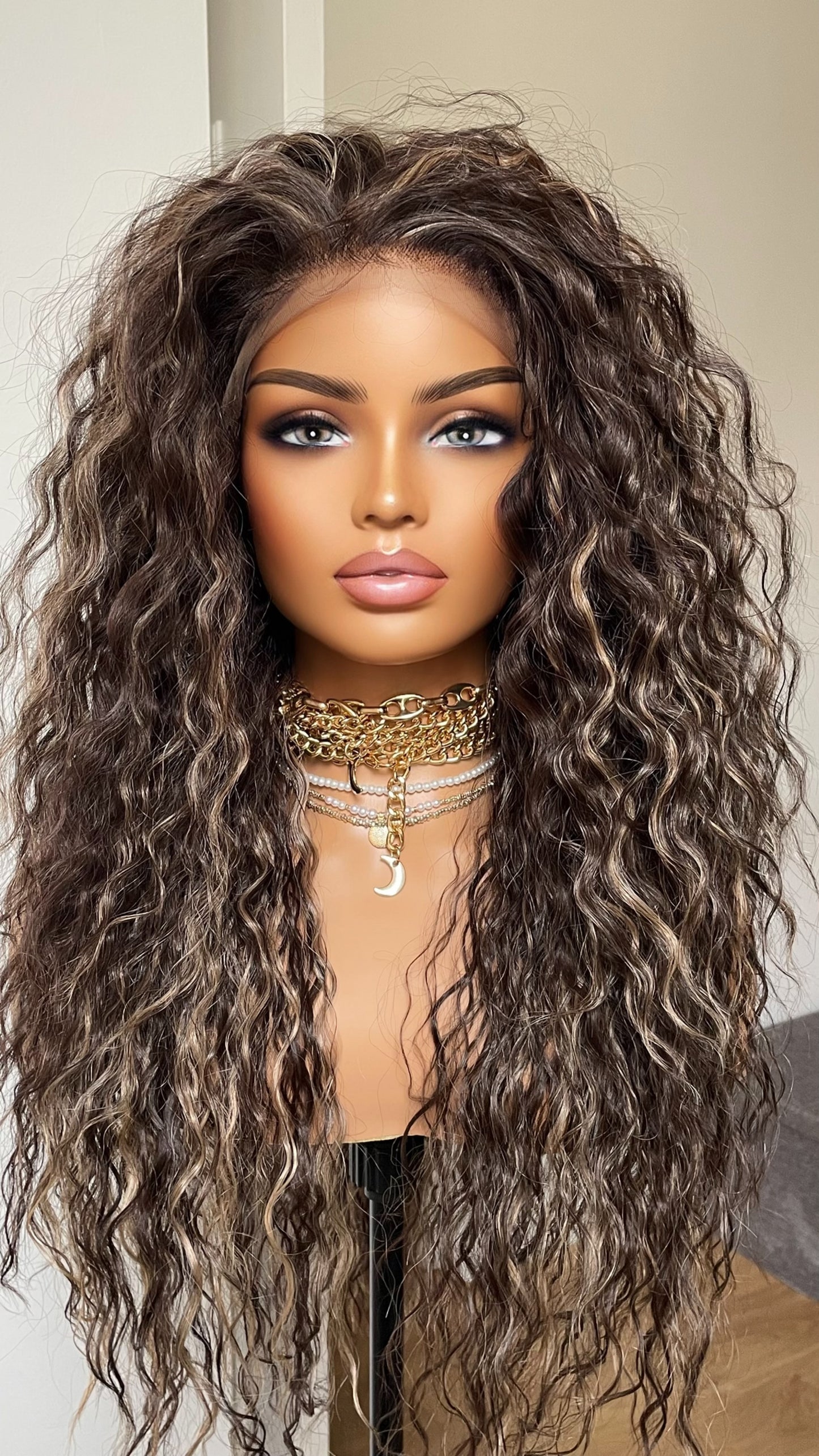 Dark Brown Curly Hair Lace Frontal Wig With Blonde Highlights/Curly Synthetic Hair Wig With Baby Hair/13 By 6 Lace Front Wig By Tayorichhair
