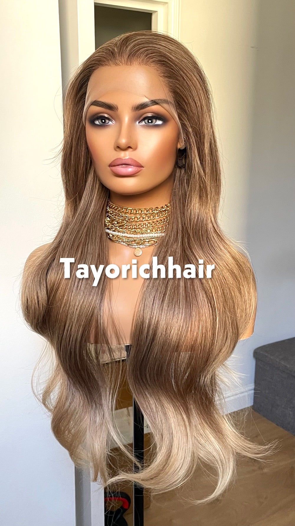 Honey Brown Wig With Blonde Highlights| Long Hair Comfortable Wigs For Women In 24Inches|13by6 Wide Lace-top Wig With Free Part| Pre-plucked Hair-Line Wigs By Tayorichhair