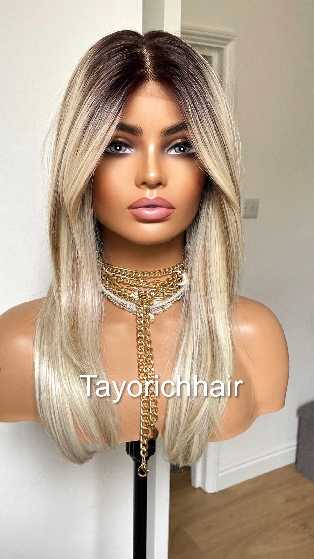 Mixed Blonde Short Wig With Dark Roots/13 By 6 Lace Frontal Wig/Heat Friendly Synthetic Straight Hair Wig In 16 Inches/Tayorichhair Wigs