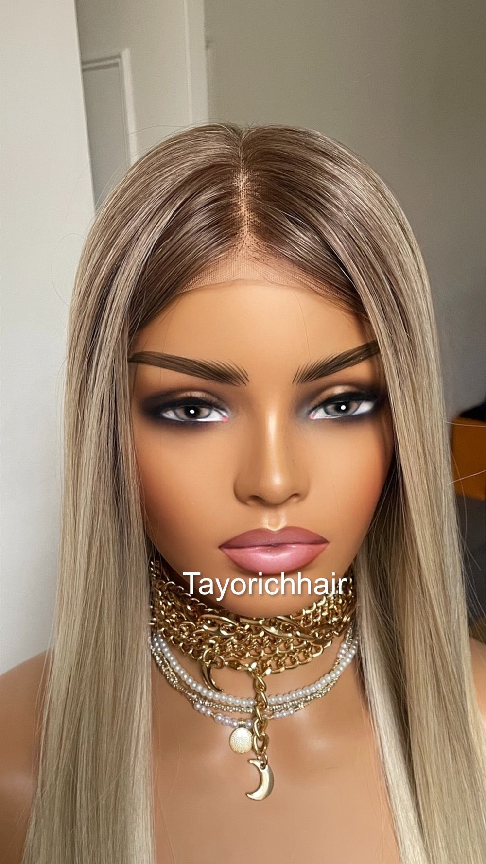 Sun Kissed Blonde Synthetic Lace Frontal Wig With Dark Roots/ 18 inches Straight Blonde Wig With 13x6 Wide Swiss Lace/ Heat Friendly Wigs