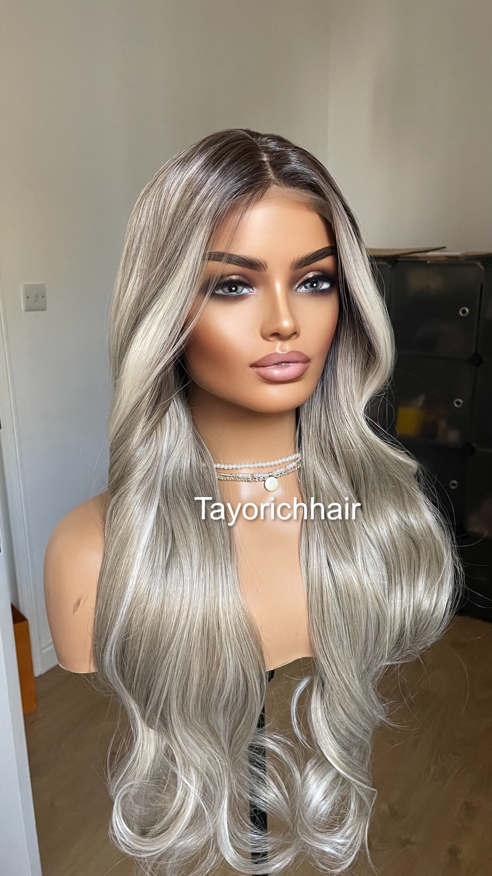 Dark Ash Blonde Synthetic Lace Front Wig With Money Piece/ Realistic Heat Resistant Wig/ Natural Looking Wigs For Women/ Tayorichhair Wigs