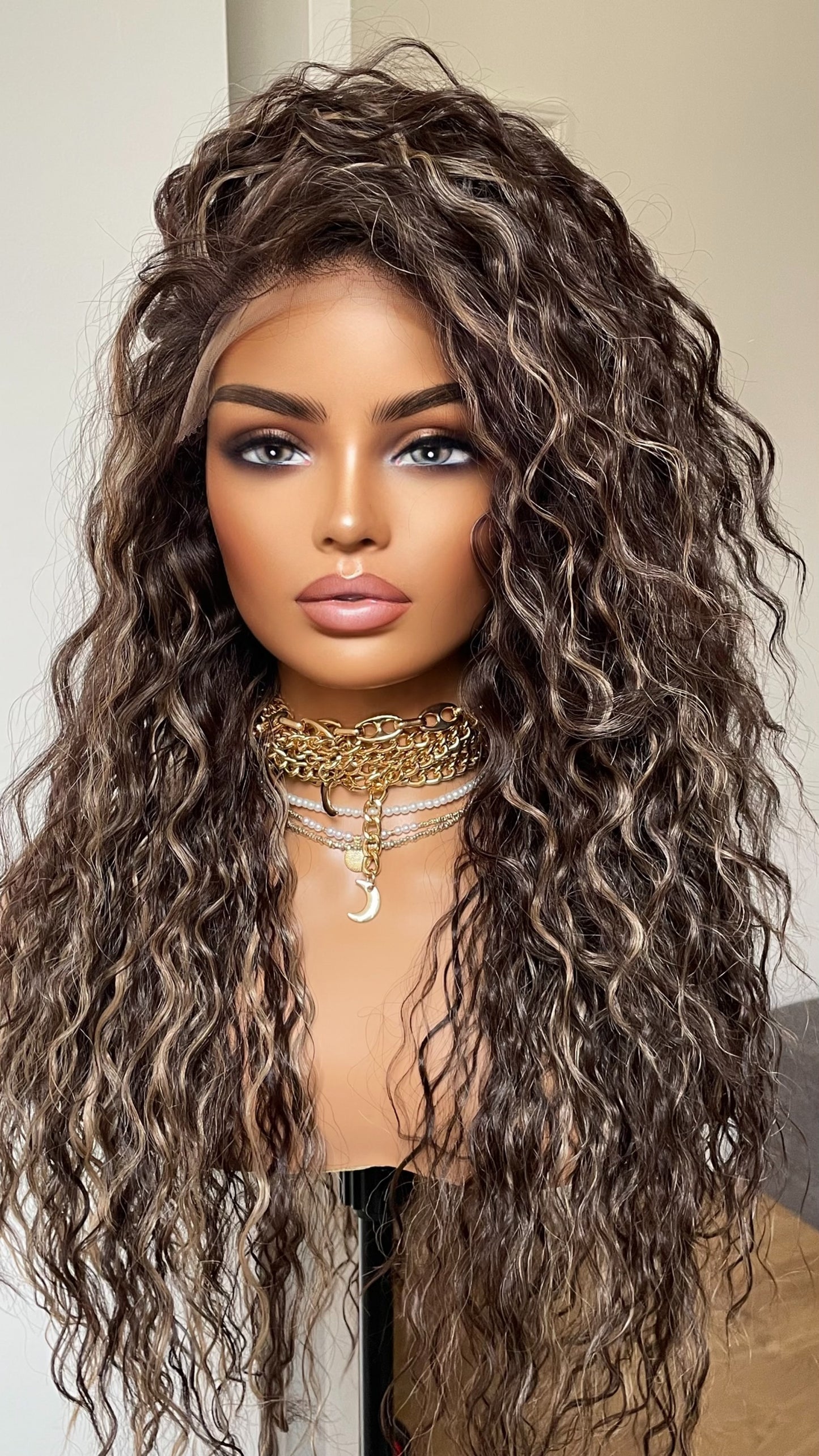 Dark Brown Curly Hair Lace Frontal Wig With Blonde Highlights/Curly Synthetic Hair Wig With Baby Hair/13 By 6 Lace Front Wig By Tayorichhair