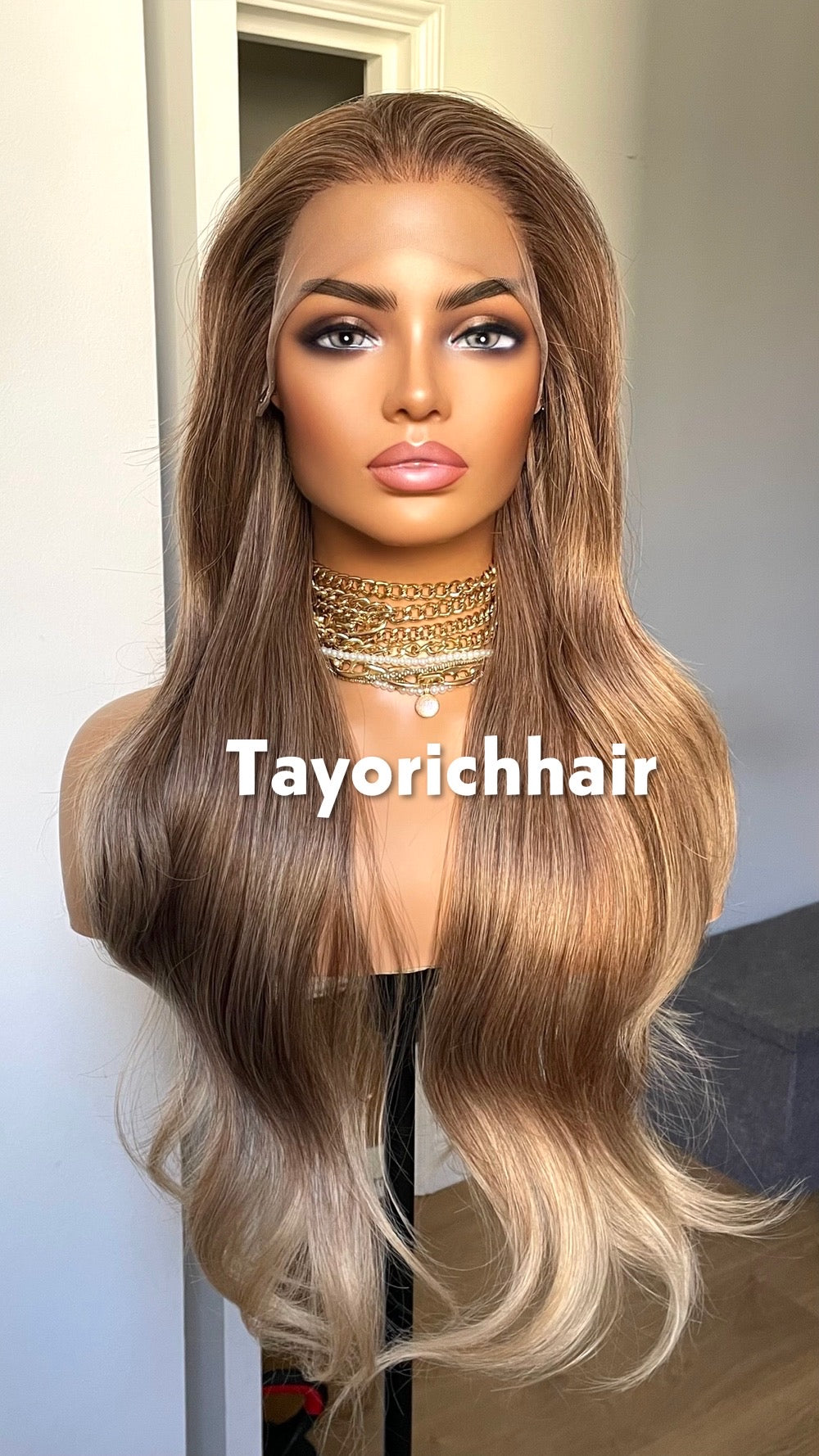 Honey Brown Wig With Blonde Highlights| Long Hair Comfortable Wigs For Women In 24Inches|13by6 Wide Lace-top Wig With Free Part| Pre-plucked Hair-Line Wigs By Tayorichhair