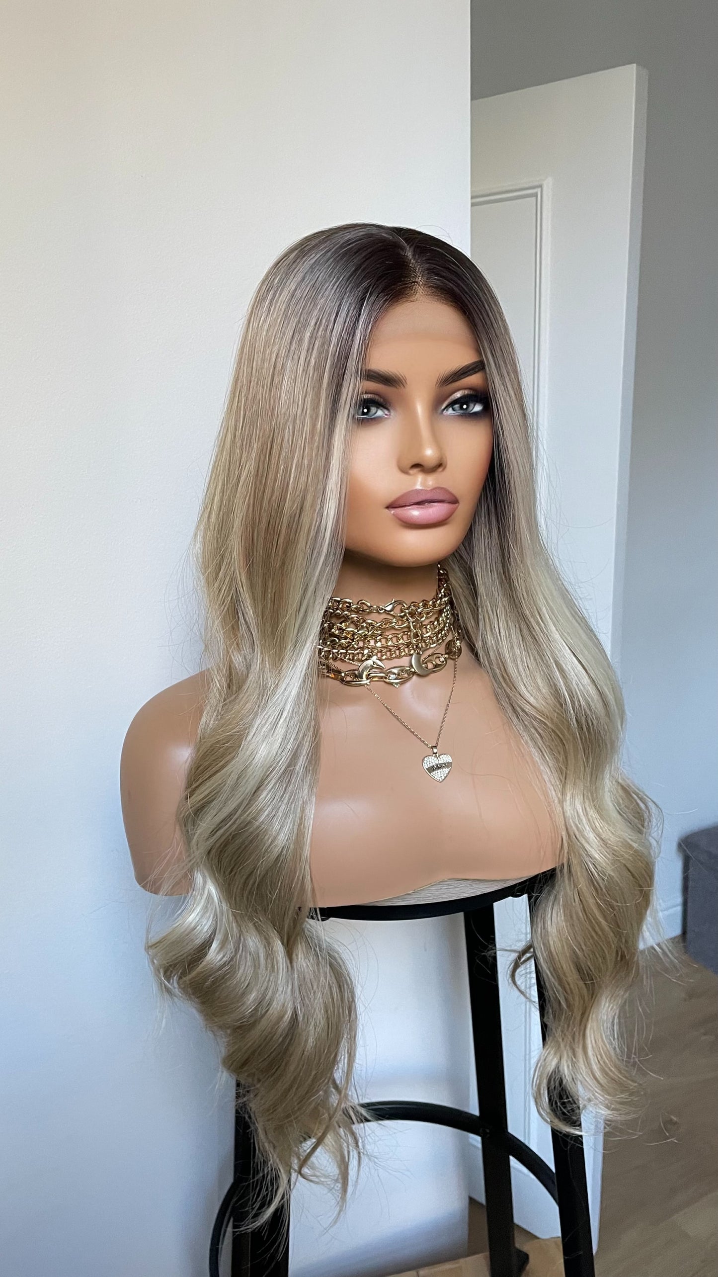 Warm Blonde Lace Wig With Money Piece/ Dark Roots ,Bouncy Waves, Heat Safe Synthetic Wigs, Hairloss Solution, Beginner Friendly Women Wigs