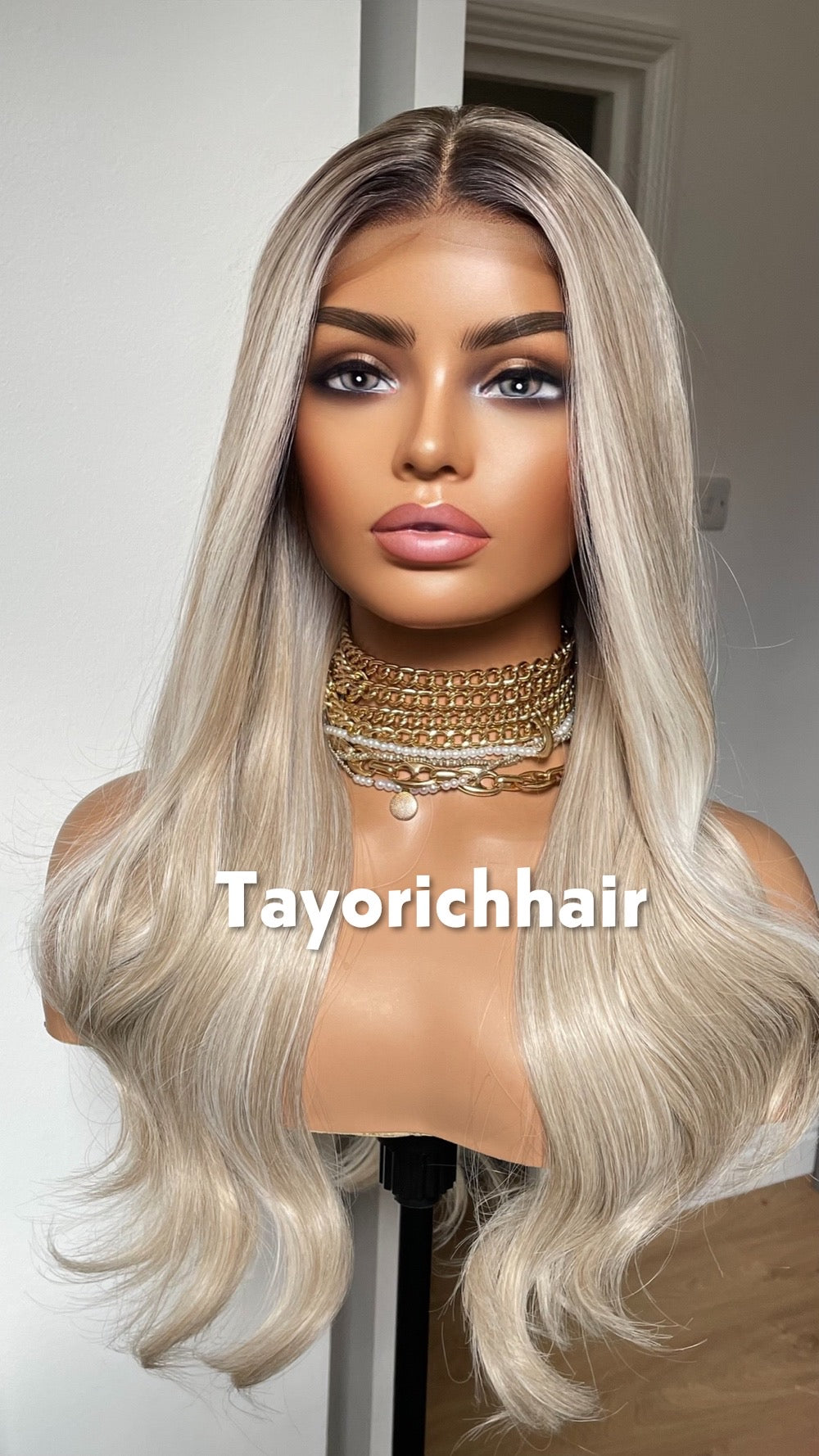 Rooted Champagne Blonde Lace Front Wig: 20 Inch Wavy Hair, Alopecia, Hairloss Wigs By Tayorichhair