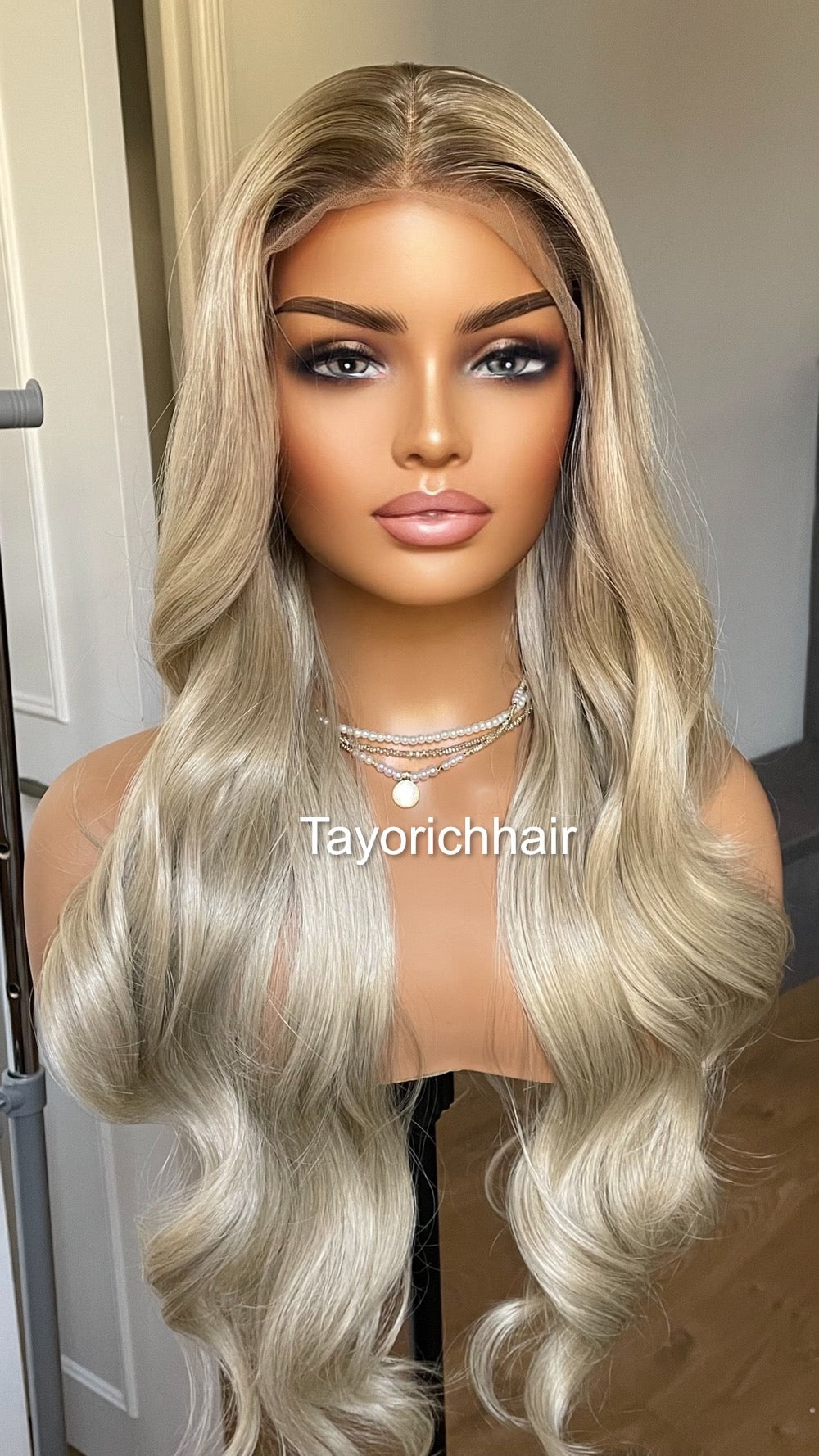 Ash Platinum Blonde Lace Front Wig With Dark Roots/ 13x4 Lace Front/ Heat Safe Sythetic Lush Wavy Lace Wig For Women/ Averrage Medium Cap Size