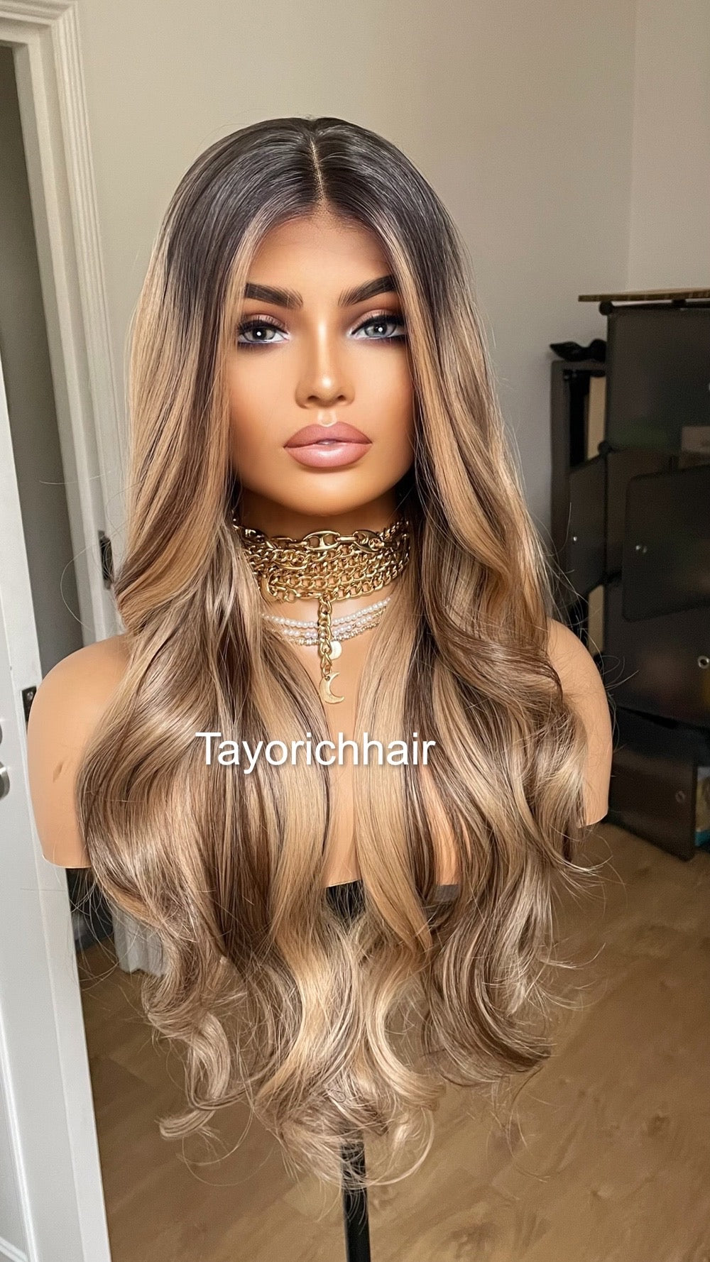 Blonde And Brown Mix Lace Frontal Wig With Dark Roots/ 24 Inches Wavy Hair Wig/ Heat Friendly Synthetic Wigs For Women Hairloss Alopecia
