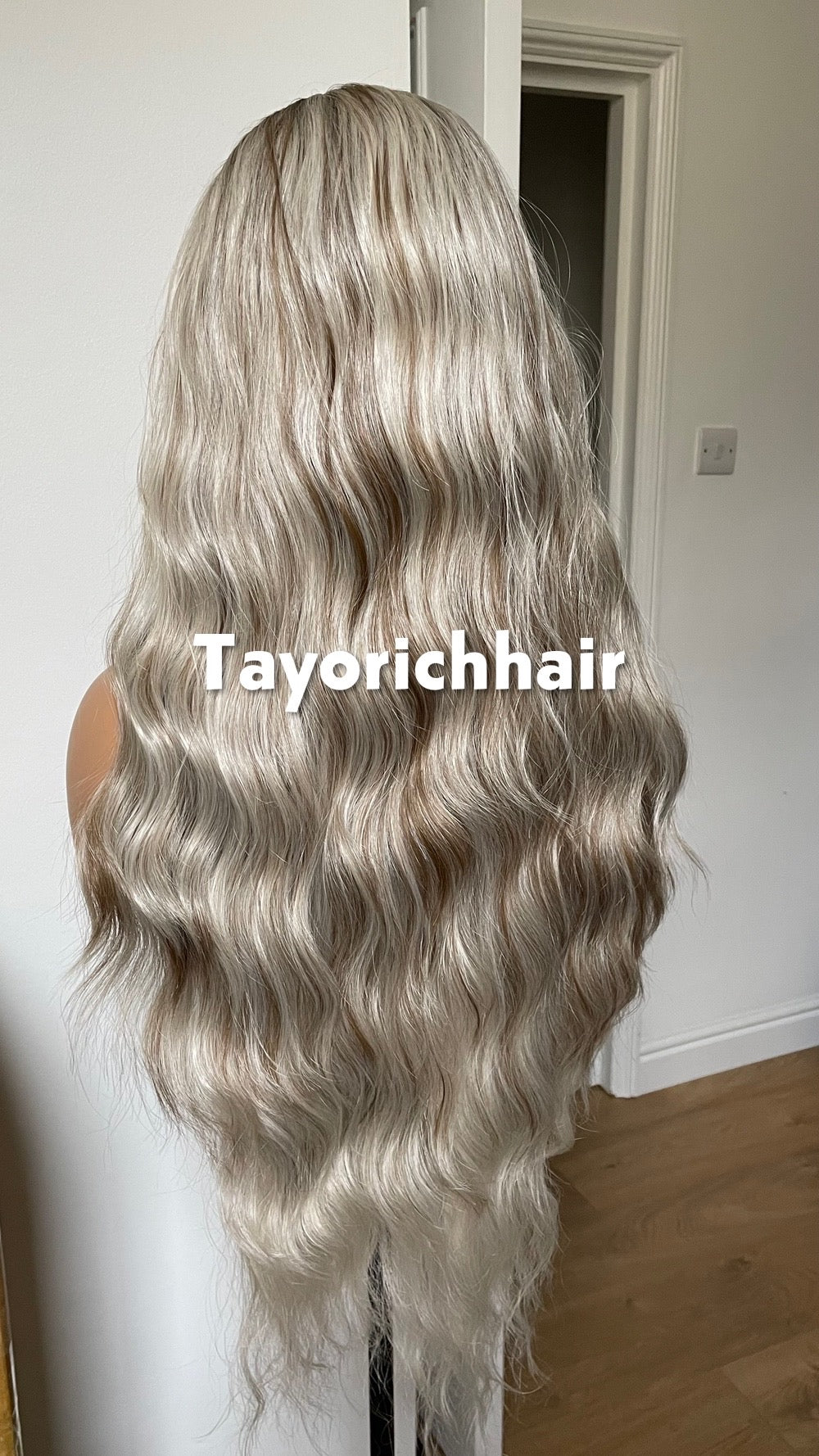 Ombre Platinum Blonde Wig: Long Wavy Synthetic Lace Front Wig