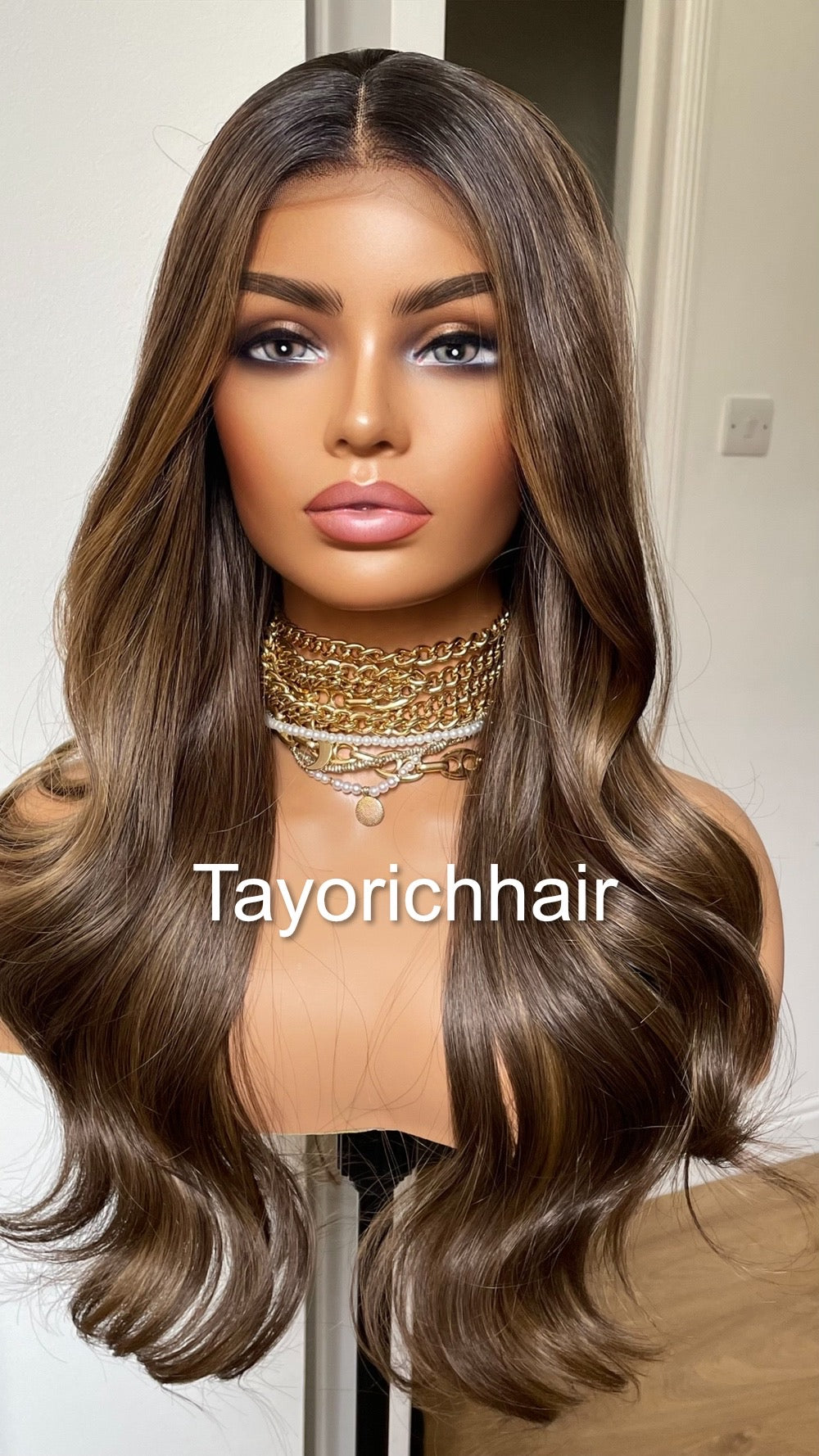 Darkest Brown Handtied Lace Top Wig With Dark Blonde Highlights And Black Roots-Wavy Hair In 20 Inches-Heat Friendly Wigs For Women