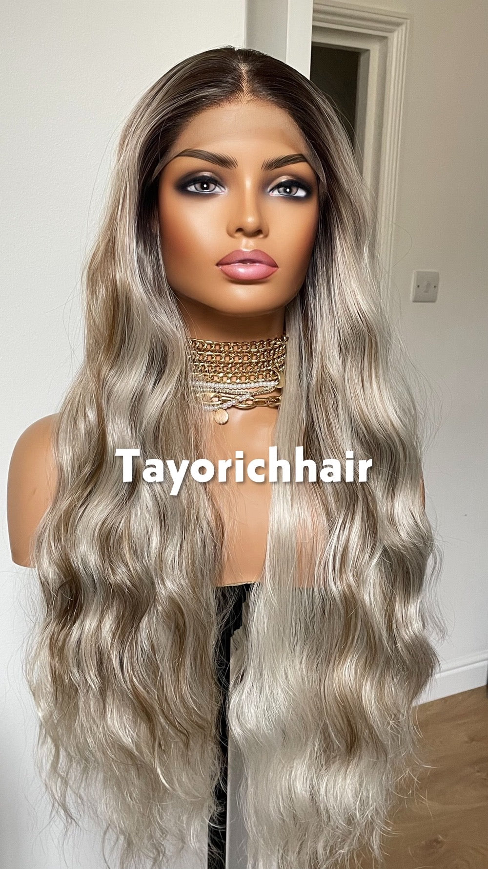 Ombre Platinum Blonde Wig: Long Wavy Synthetic Lace Front Wig