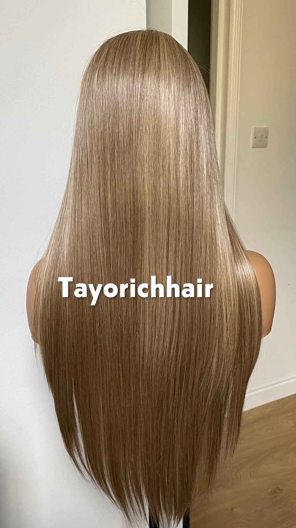 Long Elegant Mixed Dark And Natural Ash Blonde Hair Wig|Straight Blonde Heat Friendly Wig|Free Part Handtied Lace Front Wig|Natural Wigs