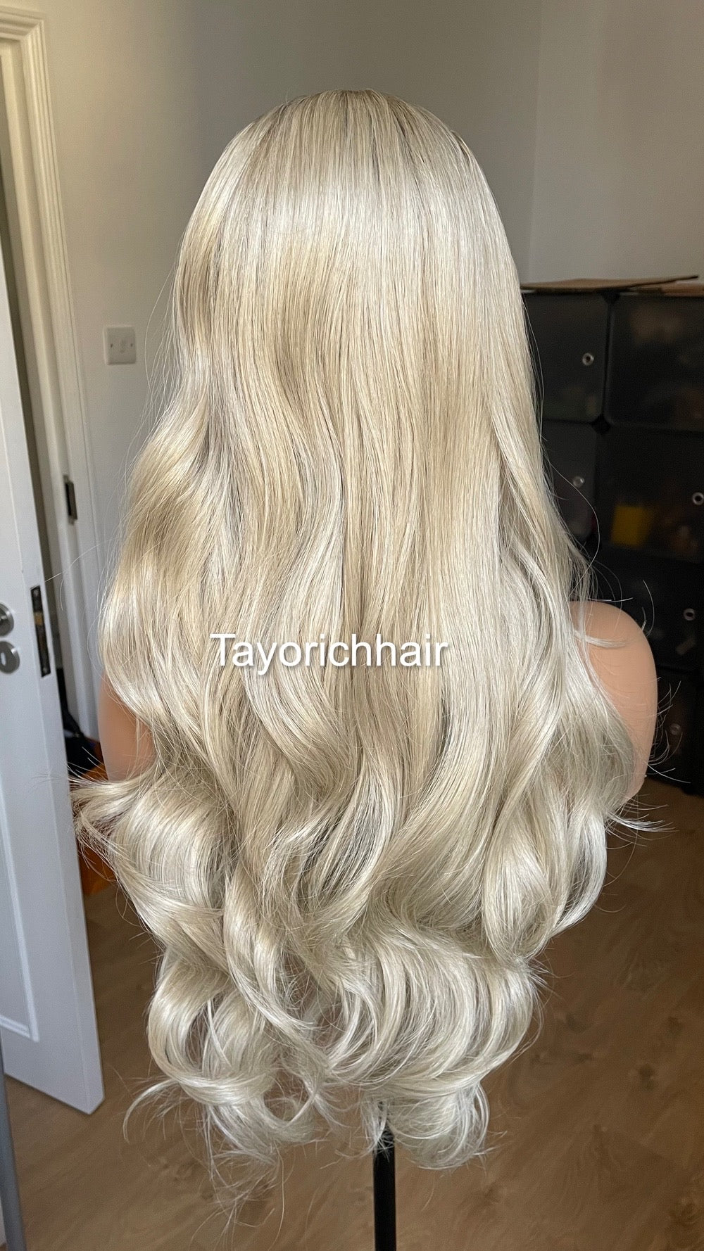 Ash Platinum Blonde Lace Front Wig With Dark Roots/ 13x4 Lace Front/ Heat Safe Sythetic Lush Wavy Lace Wig For Women/ Averrage Medium Cap Size