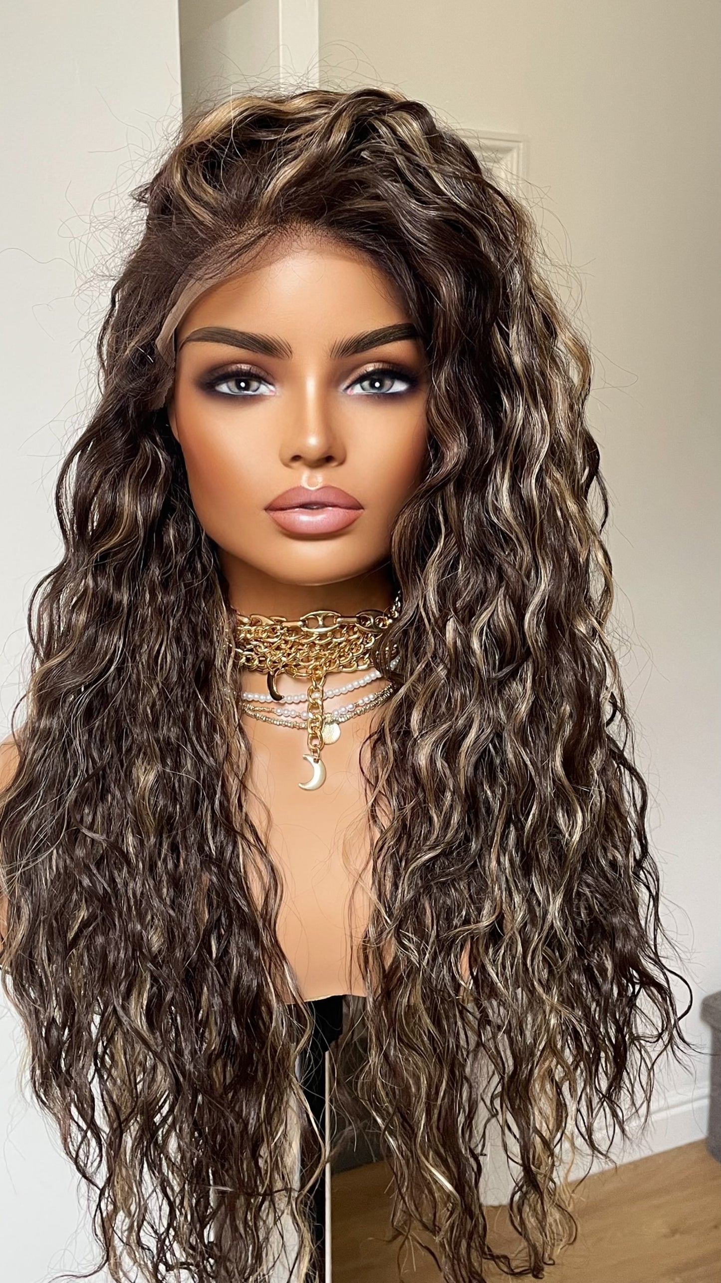 Dark Brown Curly Hair Lace Frontal Wig With Blonde Highlights/Curly Synthetic Hair Wig With Baby Hair/13 By 6 Lace Front Wig By Tayorichhair