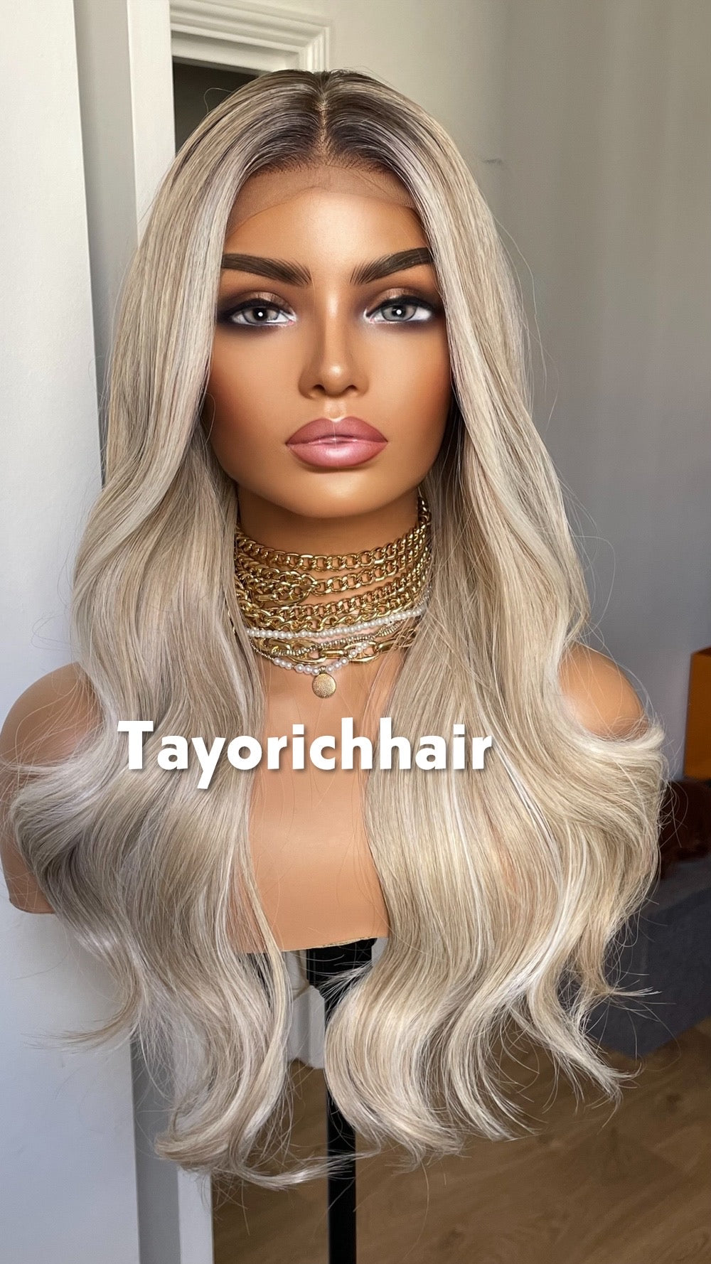 Rooted Champagne Blonde Lace Front Wig: 20 Inch Wavy Hair, Alopecia, Hairloss Wigs By Tayorichhair