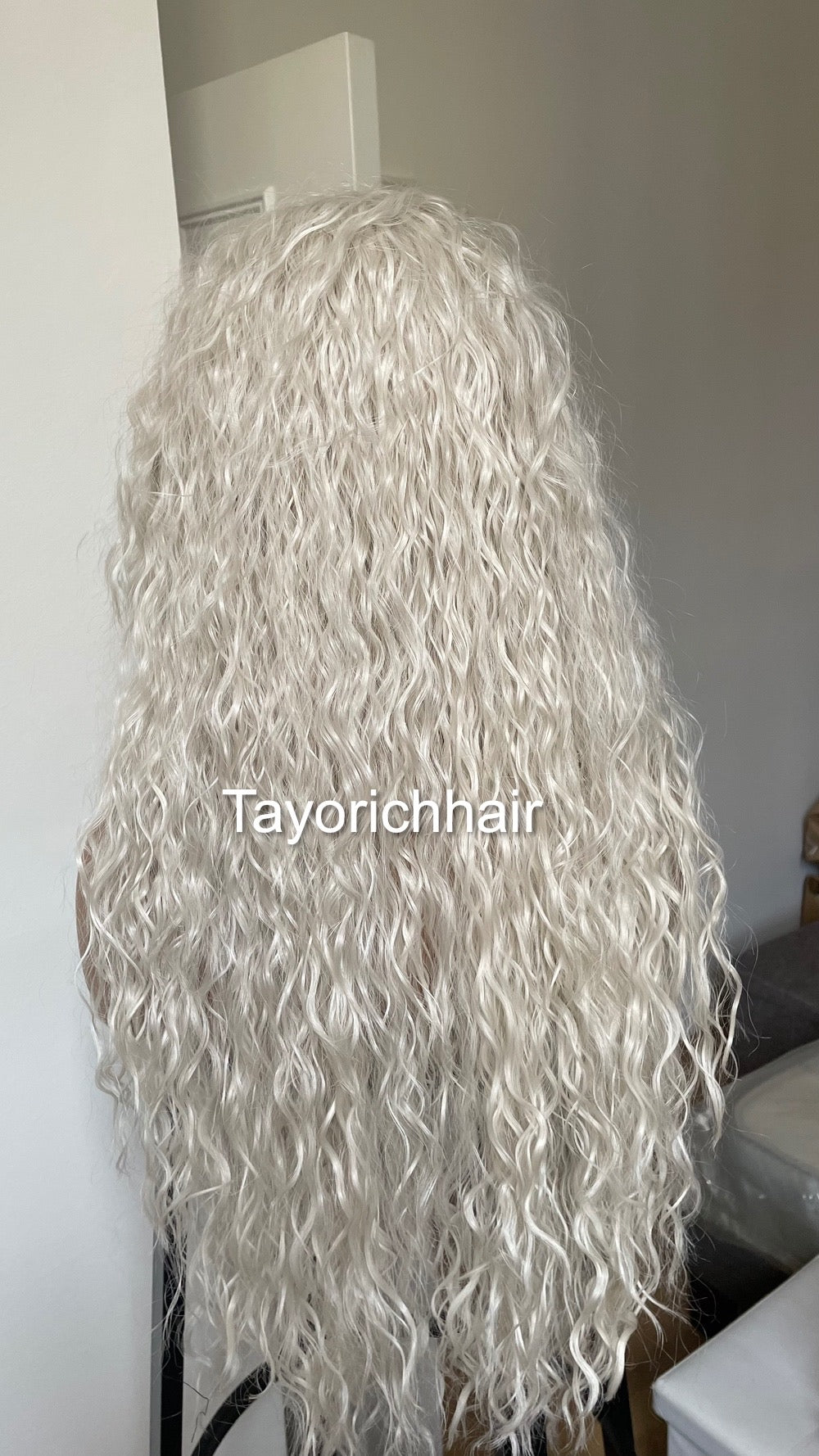 Curly Hair Lace Front Wig/Platinum White Synthetic Wig/Wigs For Small Heads/Light Weight Wig/Preplucked Realistic Hairline/White Blonde Wigs