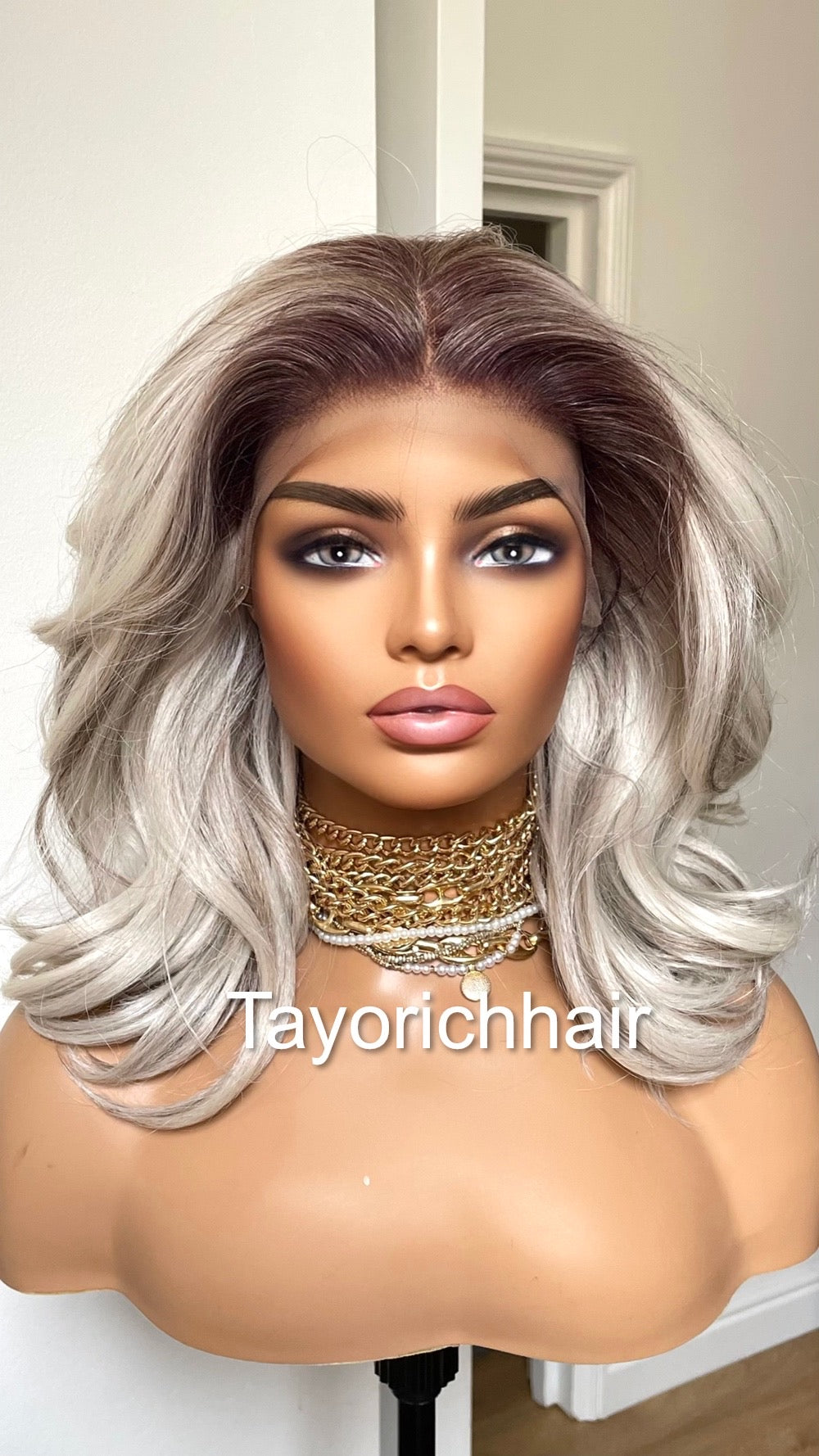 Bouncy Short Wig/ Salt And Pepper Wavy Hair Lace Frontal Wig/ Short Bouncy Grey Hair Wig With Dark Roots/ Wigs For Women Wavy Grey Hair Wig