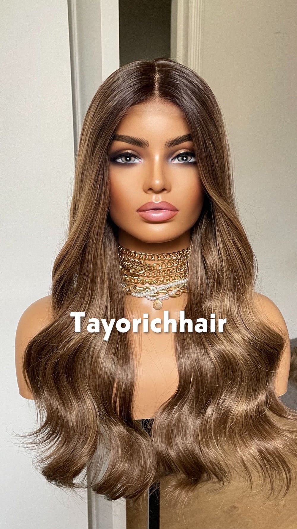Bronde Wavy Hair Lace Frontal Wig; Heat Friendly Synthetic Wig; 13 By 6 Swiss Lace.
