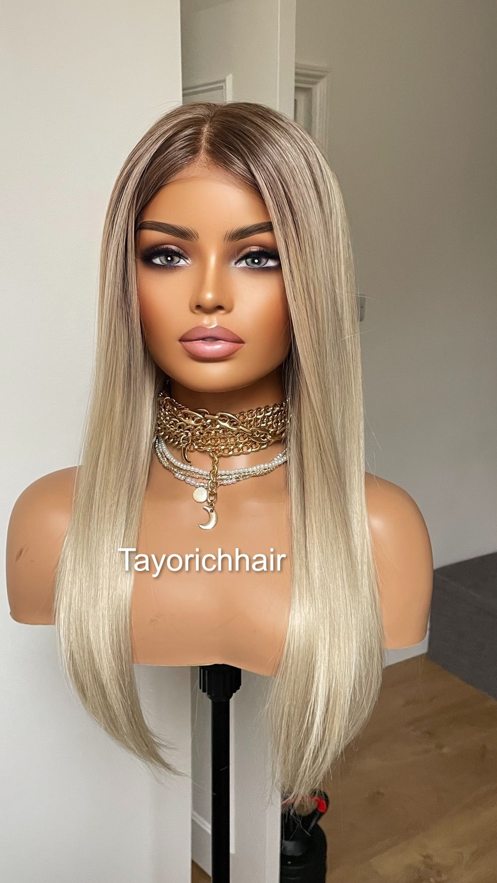 Sun Kissed Blonde Synthetic Lace Frontal Wig With Dark Roots/ 18 inches Straight Blonde Wig With 13x6 Wide Swiss Lace/ Heat Friendly Wigs