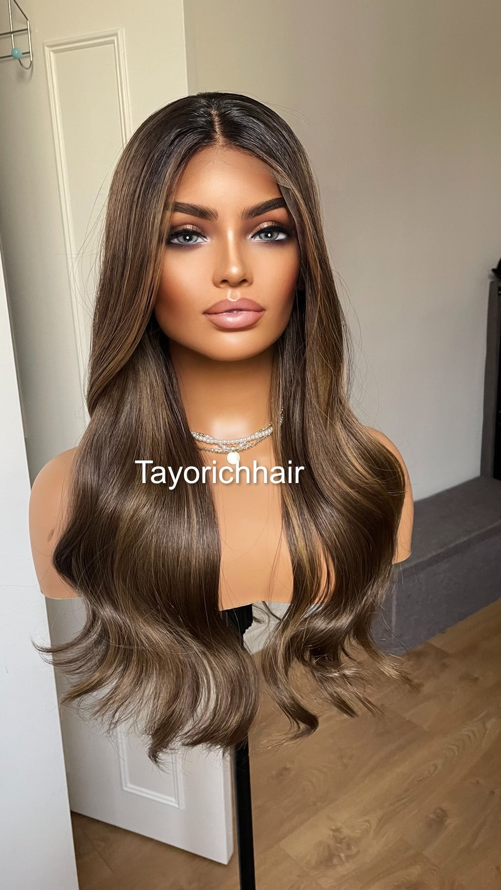 Dark Brown Balayage Synthetic Wig With Highlights / Black Roots Mixed Brown Hair/Wigs For Alopecia Hairloss/Tayorichhair Wigs