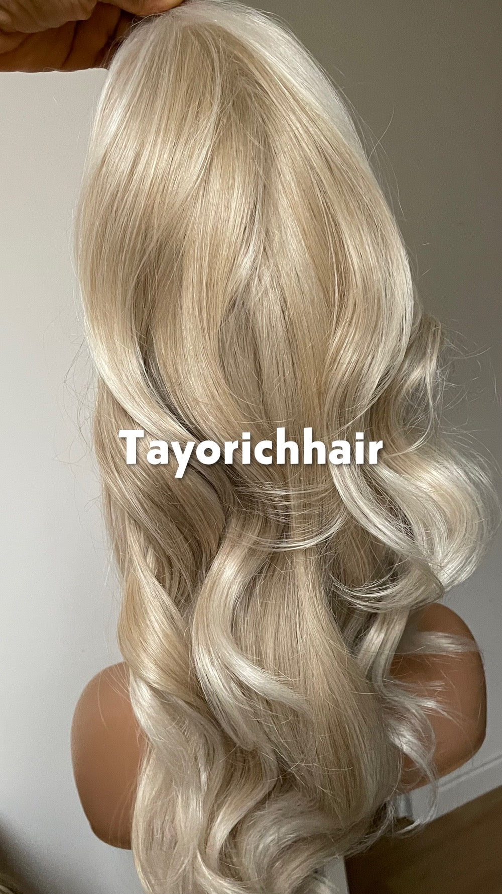 Sandy Blonde Synthetic Wig;Face Framing Highlights, Wavy Hair , Heat Safe Wigs