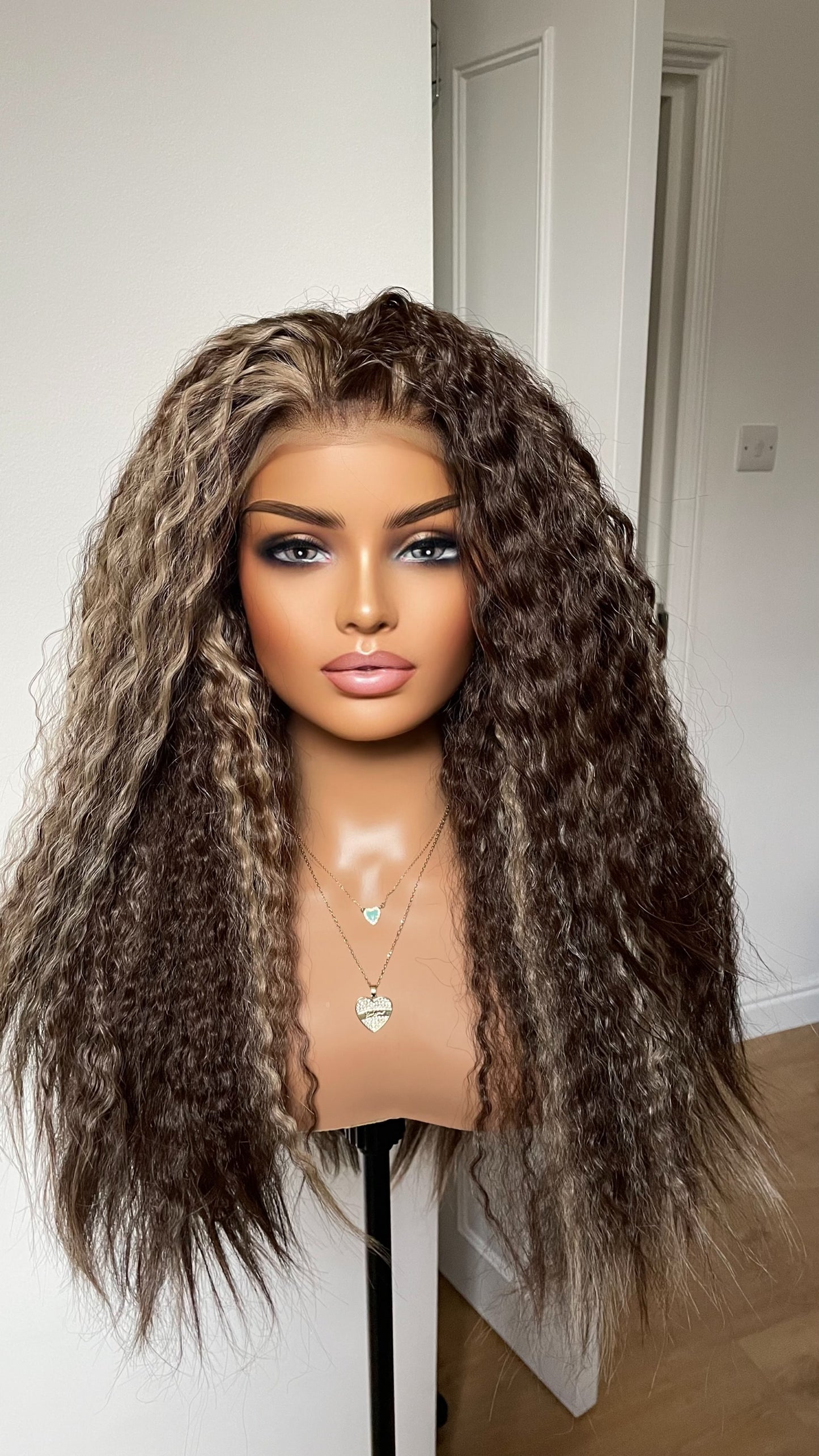Dark Brown Synthetic Wig With BlondeHighlights/Synthetic Lace Front Wig Ready To Ship Wigs /Loose Curly Hair Wig Wigs/ Big Hair Wigs