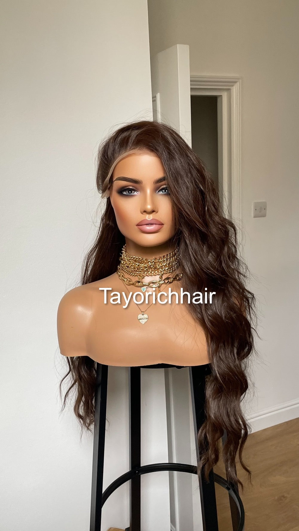 Brunette Dark Brown Lace Front Wavy Wig For Women Natural Looking 13x6 Ocean Wave Lace Front Wig Realistic Hair Line Heat Friendly Synthetic
