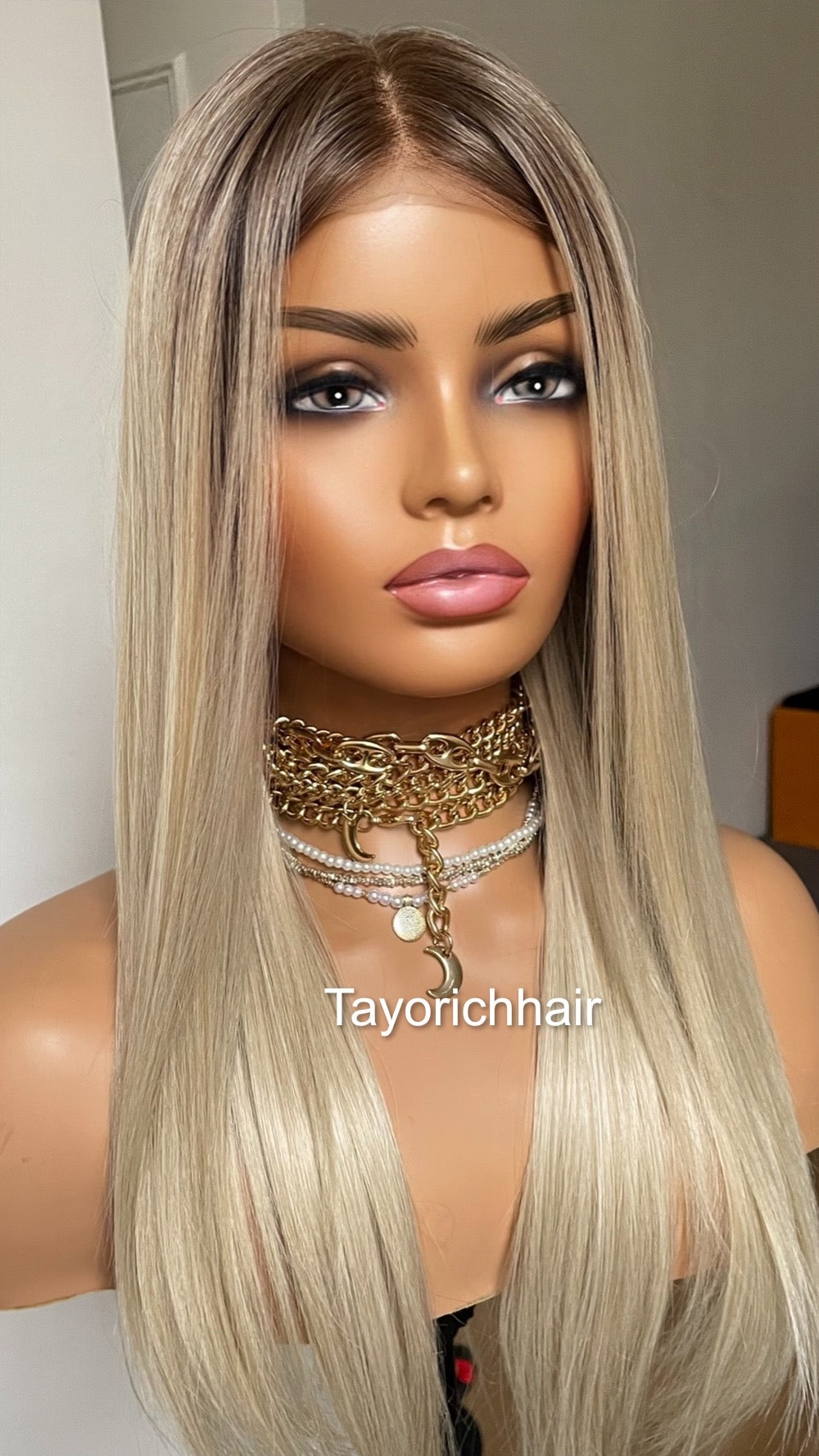 Sun Kissed Blonde Synthetic Lace Frontal Wig With Dark Roots/ 18 inches Straight Blonde Wig With 13x6 Wide Swiss Lace/ Heat Friendly Wigs
