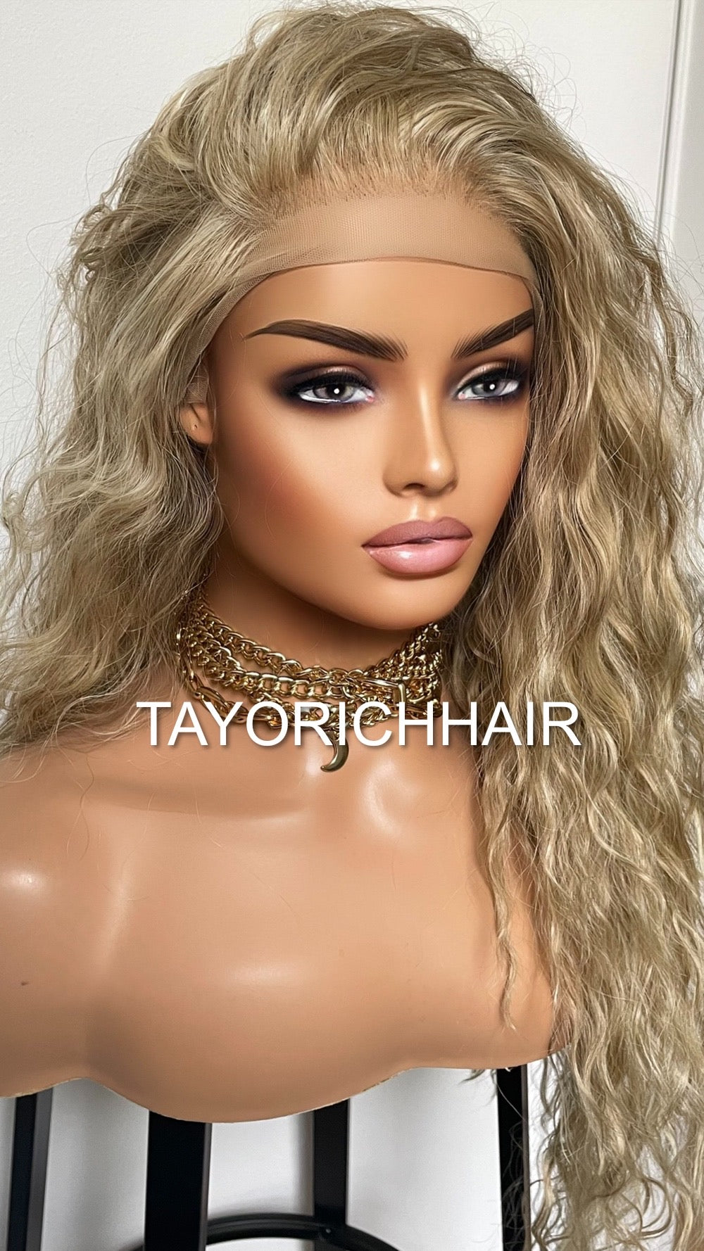 Curly Blonde Lace Front Wig With Streaks//Light Weight Wig For Daily Wear/ Big Blonde Full Curly Synthetic Lace Wig/ Party Wigs