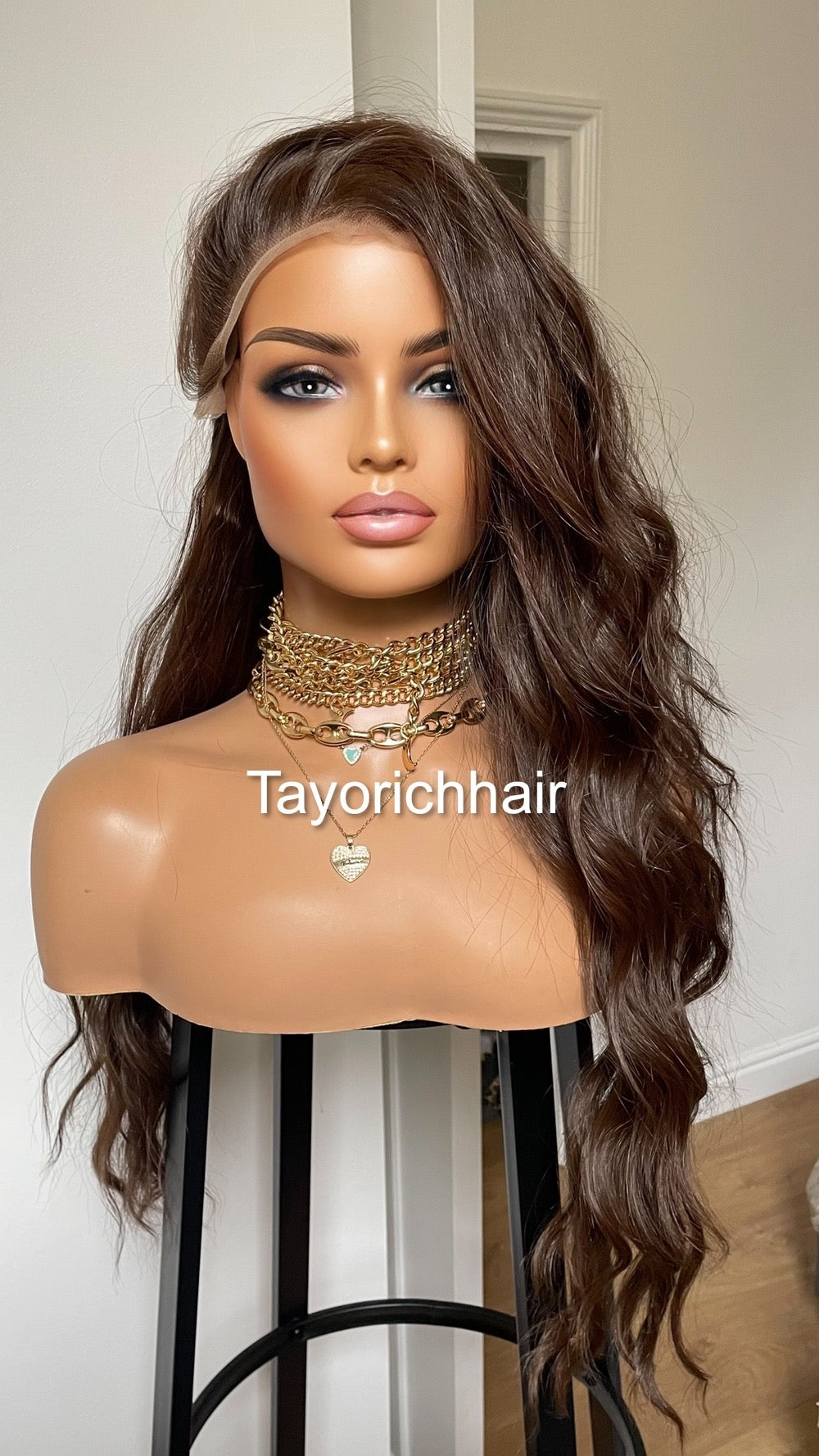Brunette Dark Brown Lace Front Wavy Wig For Women Natural Looking 13x6 Ocean Wave Lace Front Wig Realistic Hair Line Heat Friendly Synthetic