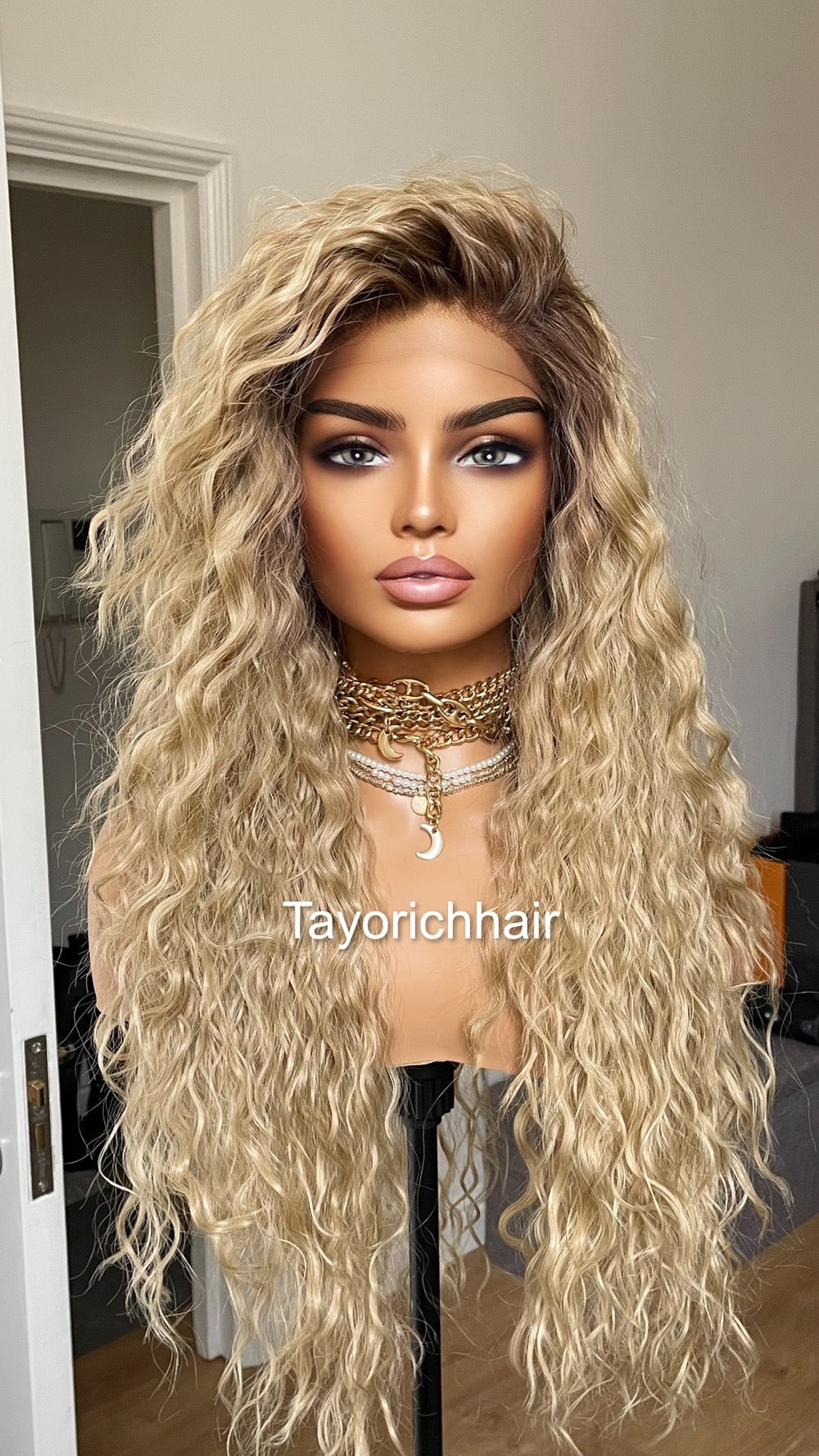 Rooted Curly Lace Wig In Small Cap Size And Free Part