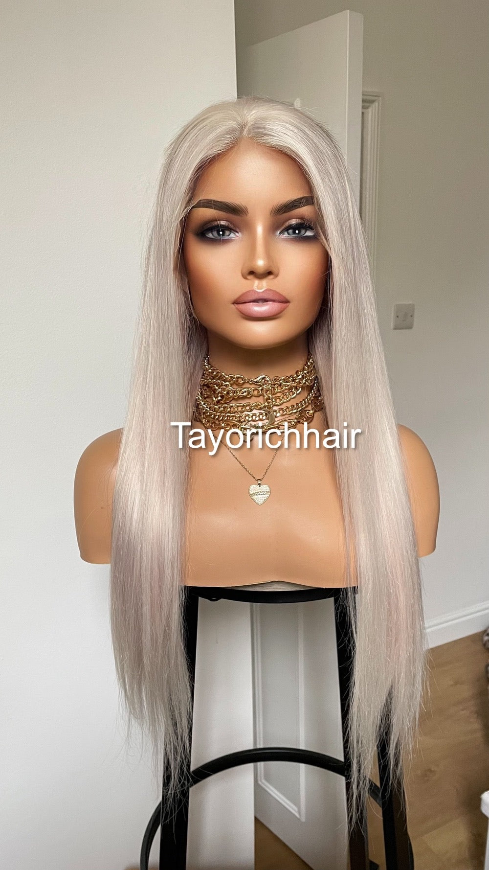 Platinum Blonde Straight Human Hair Wig In 20 Inchesâ˘HD Lace Front Wig With Free Partâ˘Soft Hair Wig For Women Hairloss Alopeciaâ˘180% Density