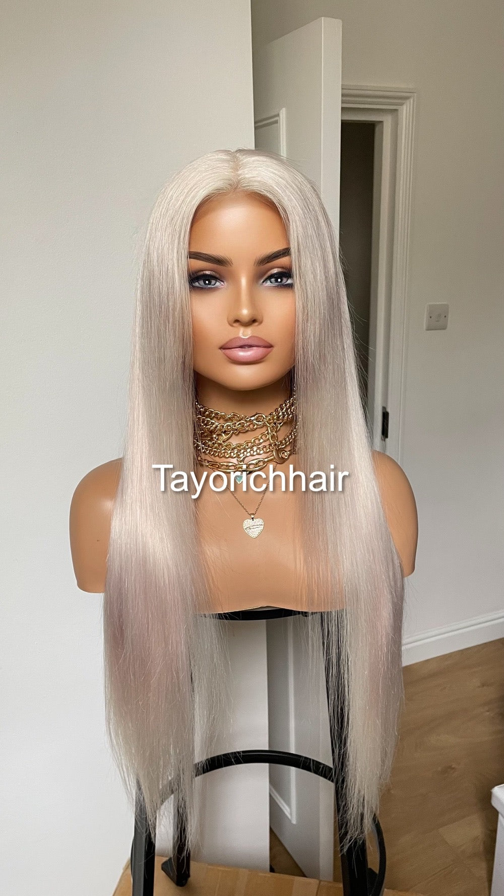 Platinum Blonde Straight Human Hair Wig In 24 Inches•HD Lace Front Wig With Free Part•Soft Hair Wig For Women Hairloss Alopecia•180% Density