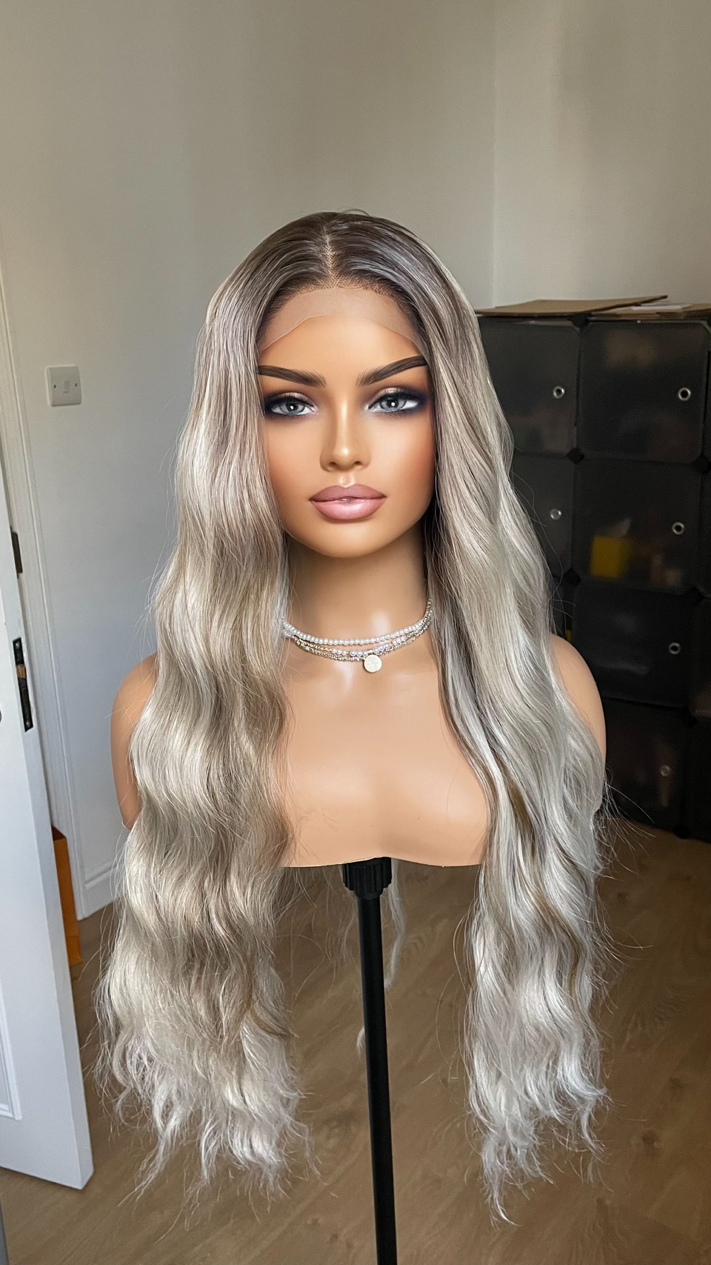 Rooted Platinum Blonde Synthetic Lace Front Wig With Lowlights/ 13x3 Long Wavy Lace Wig For Women/ Synthetic Wigs