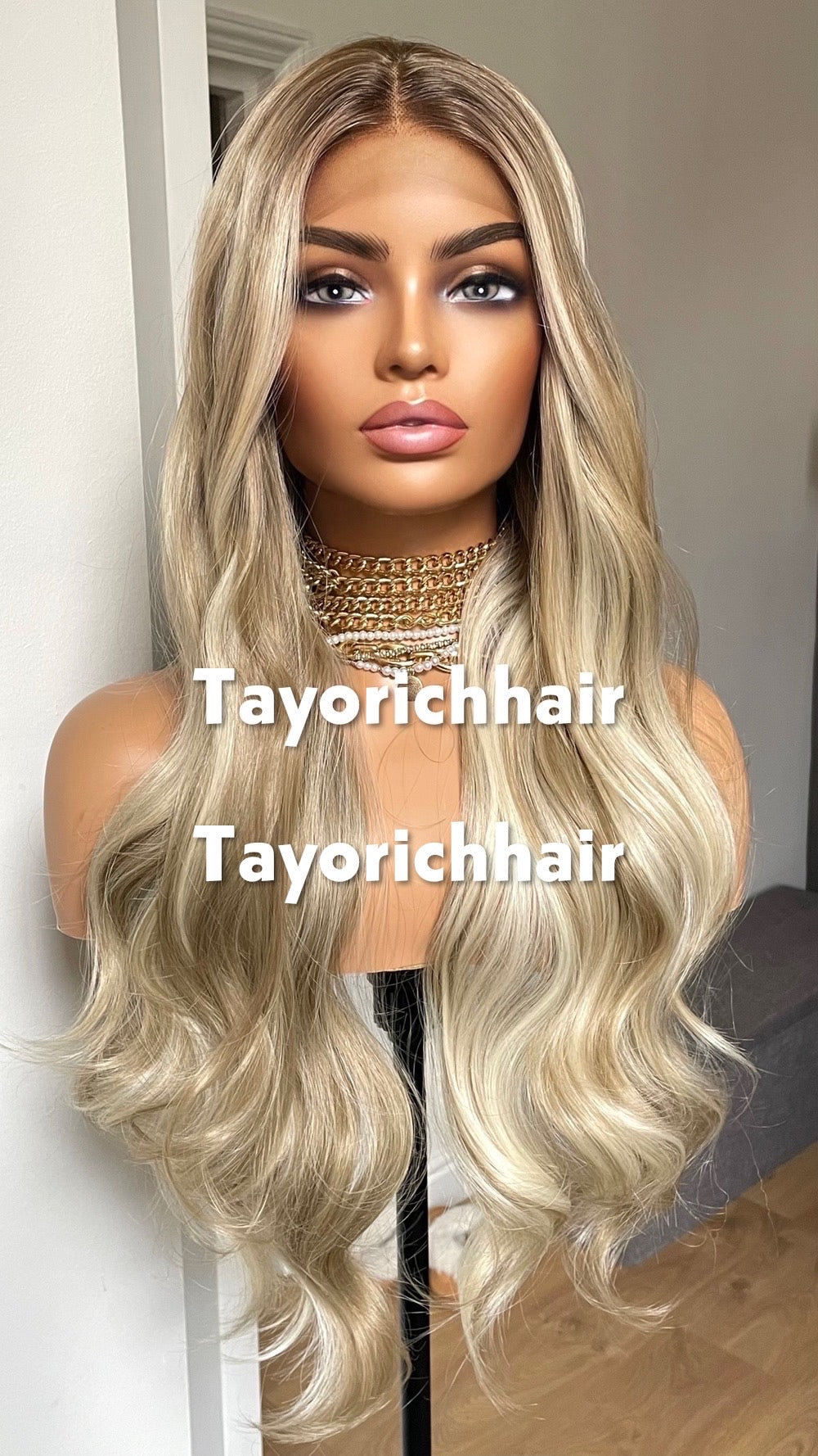 Sandy Creamy Vanilla Blonde Mix Lace Front Wig: Dark Roots, 24" Bouncy Waves