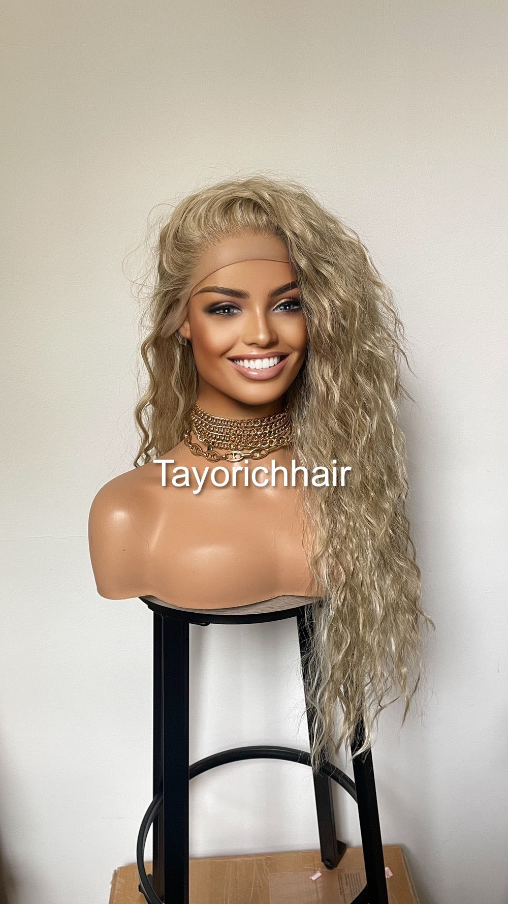 Curly Blonde Lace Front Wig With Streaks//Light Weight Wig For Daily Wear/ Big Blonde Full Curly Synthetic Lace Wig/ Party Wigs