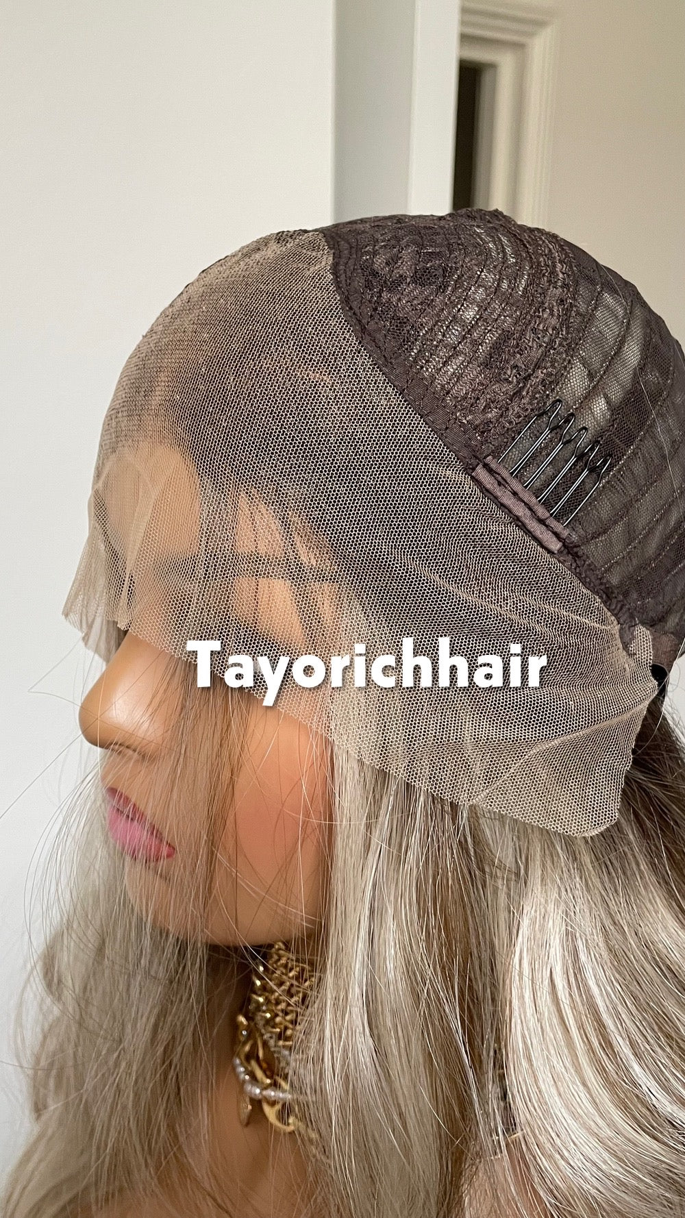 Ombre Platinum Blonde Wig: Long Wavy Synthetic Lace Front Wig