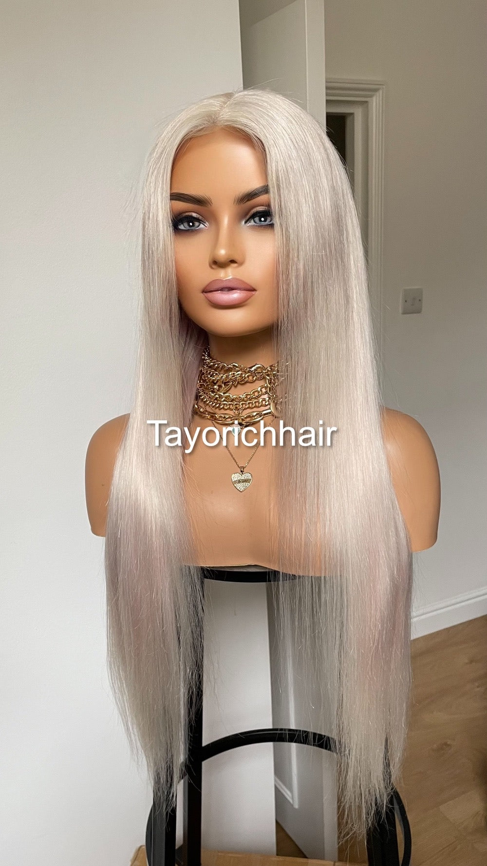 Platinum Blonde Straight Human Hair Wig In 24 Inches•HD Lace Front Wig With Free Part•Soft Hair Wig For Women Hairloss Alopecia•180% Density