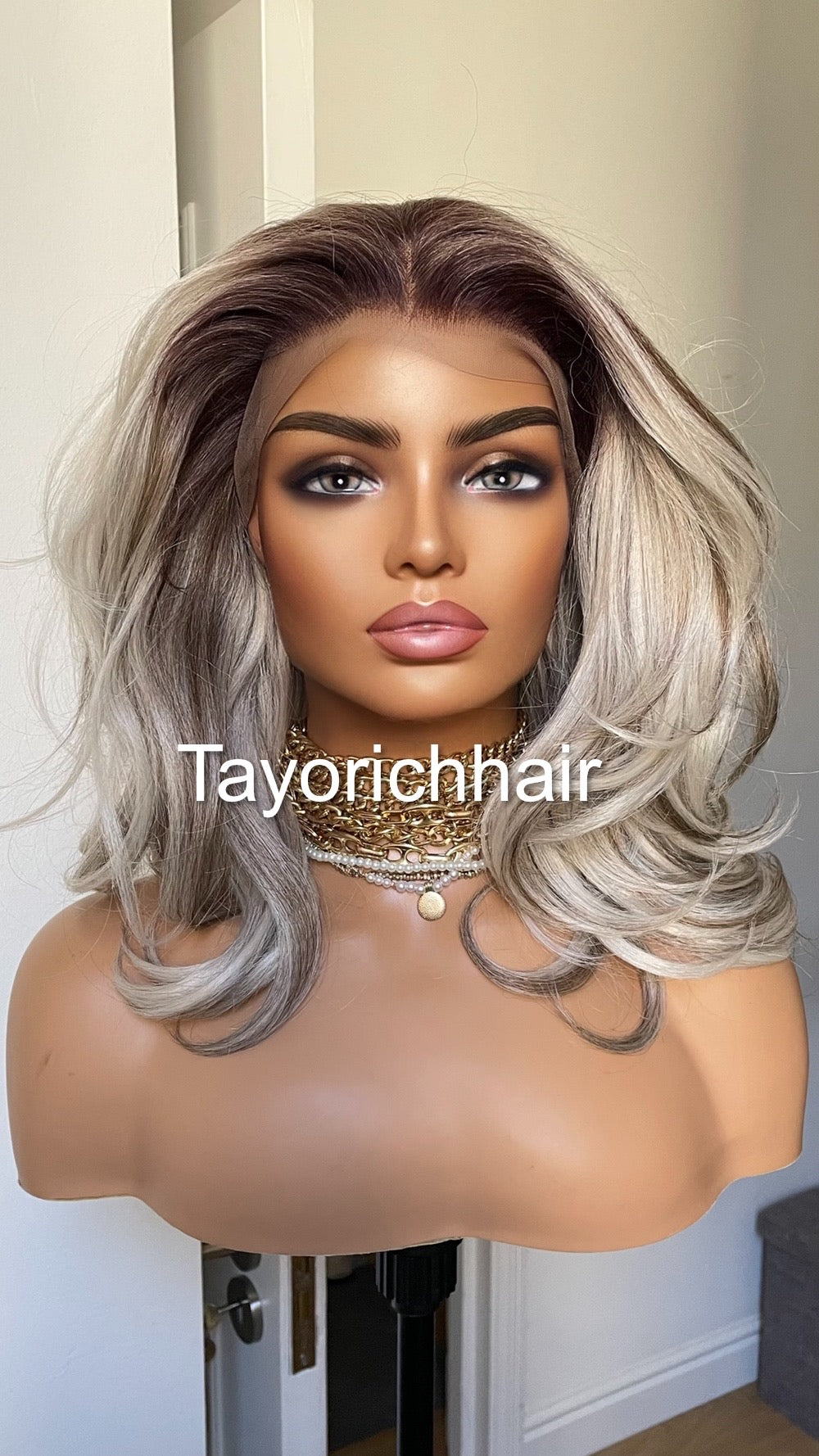 Bouncy Short Wig/ Salt And Pepper Wavy Hair Lace Frontal Wig/ Short Bouncy Grey Hair Wig With Dark Roots/ Wigs For Women Wavy Grey Hair Wig