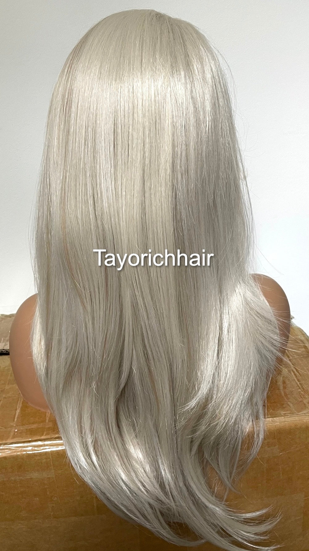 Platinum Blonde Wig With Lowlightsâ˘Heat Safe Synthetic Wigs For Womem