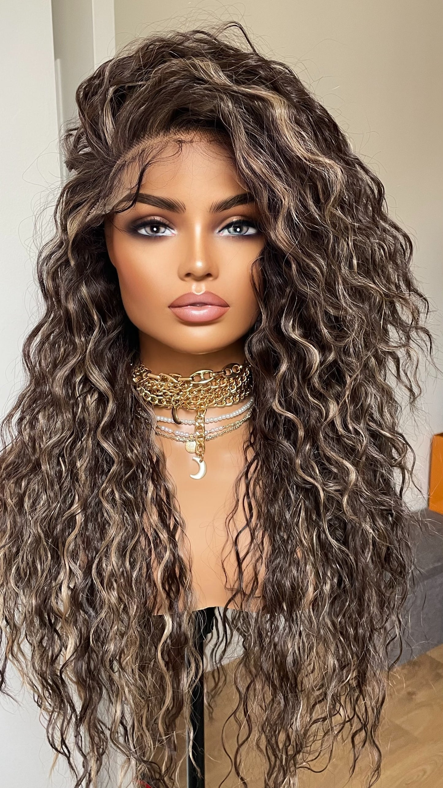 Dark Brown Curly Hair Lace Frontal Wig With Blonde Highlights/Curly Synthetic Hair Wig With Baby Hair/13 By 6 Lace Front Wig By Tayorichhair