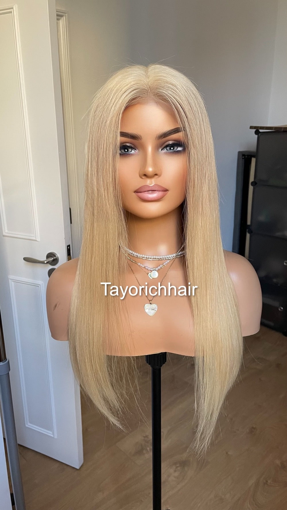 Blonde Human Hair Lace Wig/ Blonde Real Hair Wig In 20 Inches/ Blonde Staight Hair Wig By Tayorichhair/13x6 Lace Small Cap Size Wig