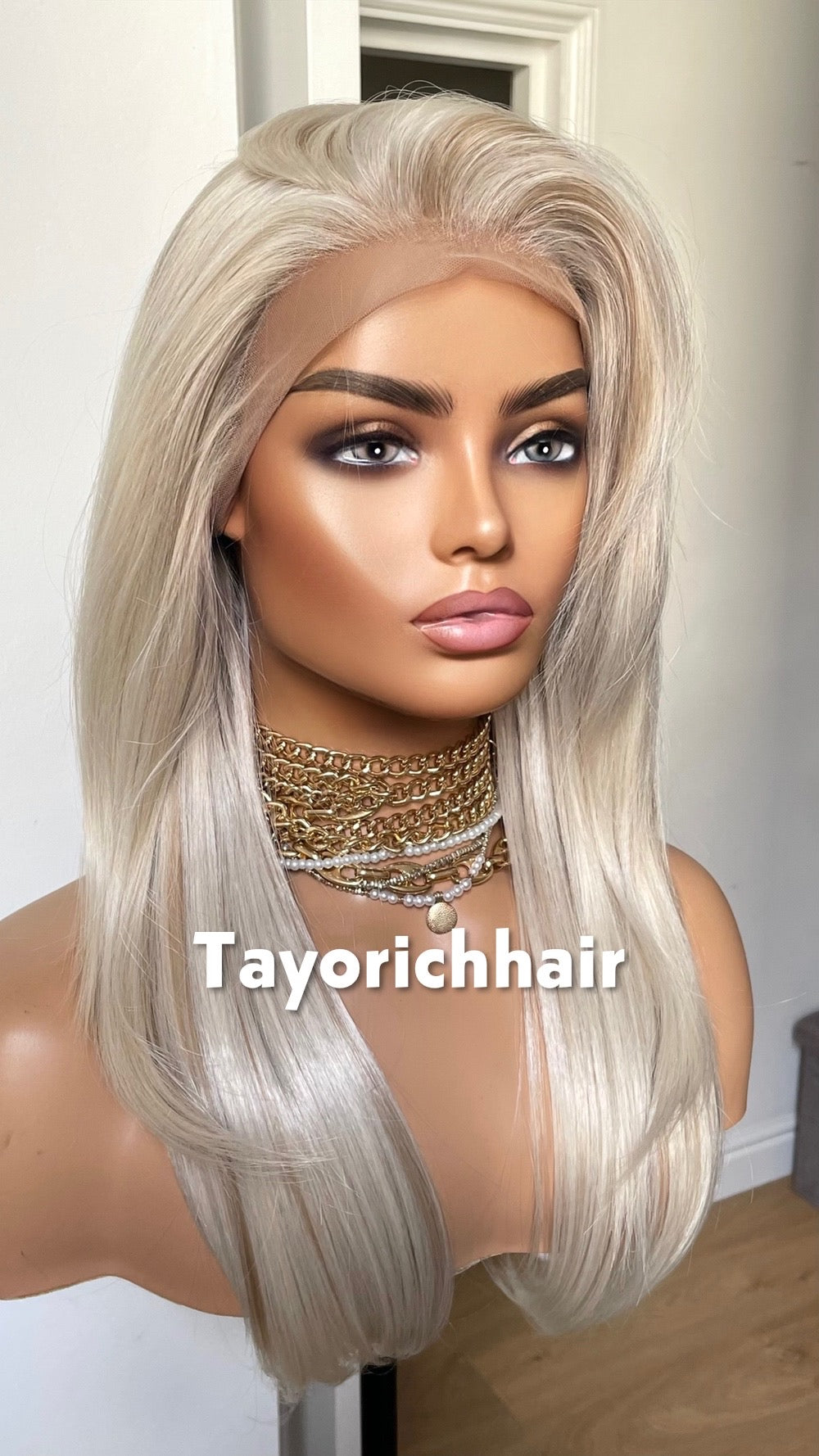 Scandinavian Platinum Blonde Lace Frontal Wig: Lowlights Heat-Friendly Synthetic Wig, 16 Inch Hair By Tayorichhair